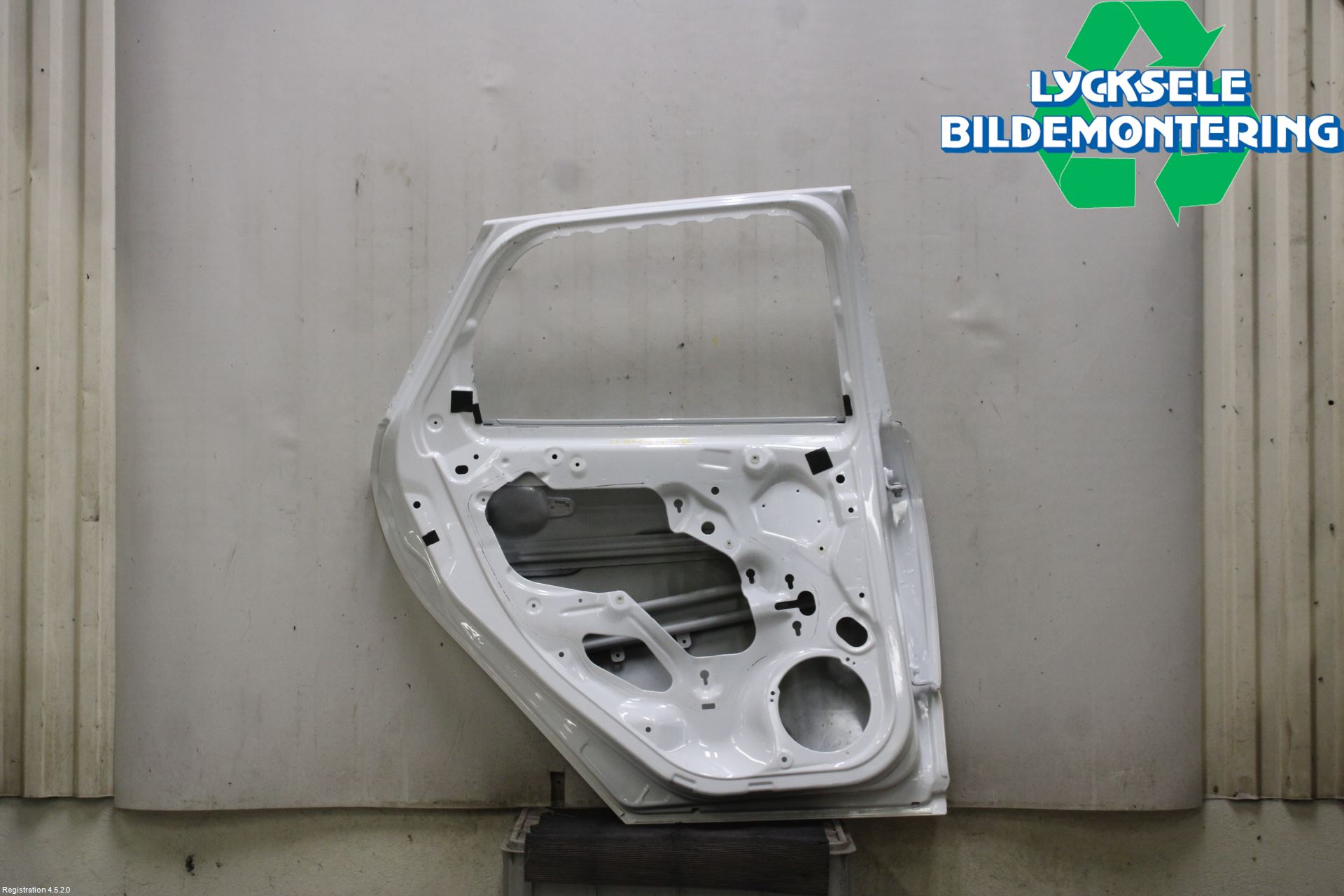 Ford FOCUS 11-14 Dörr Bak Vänster