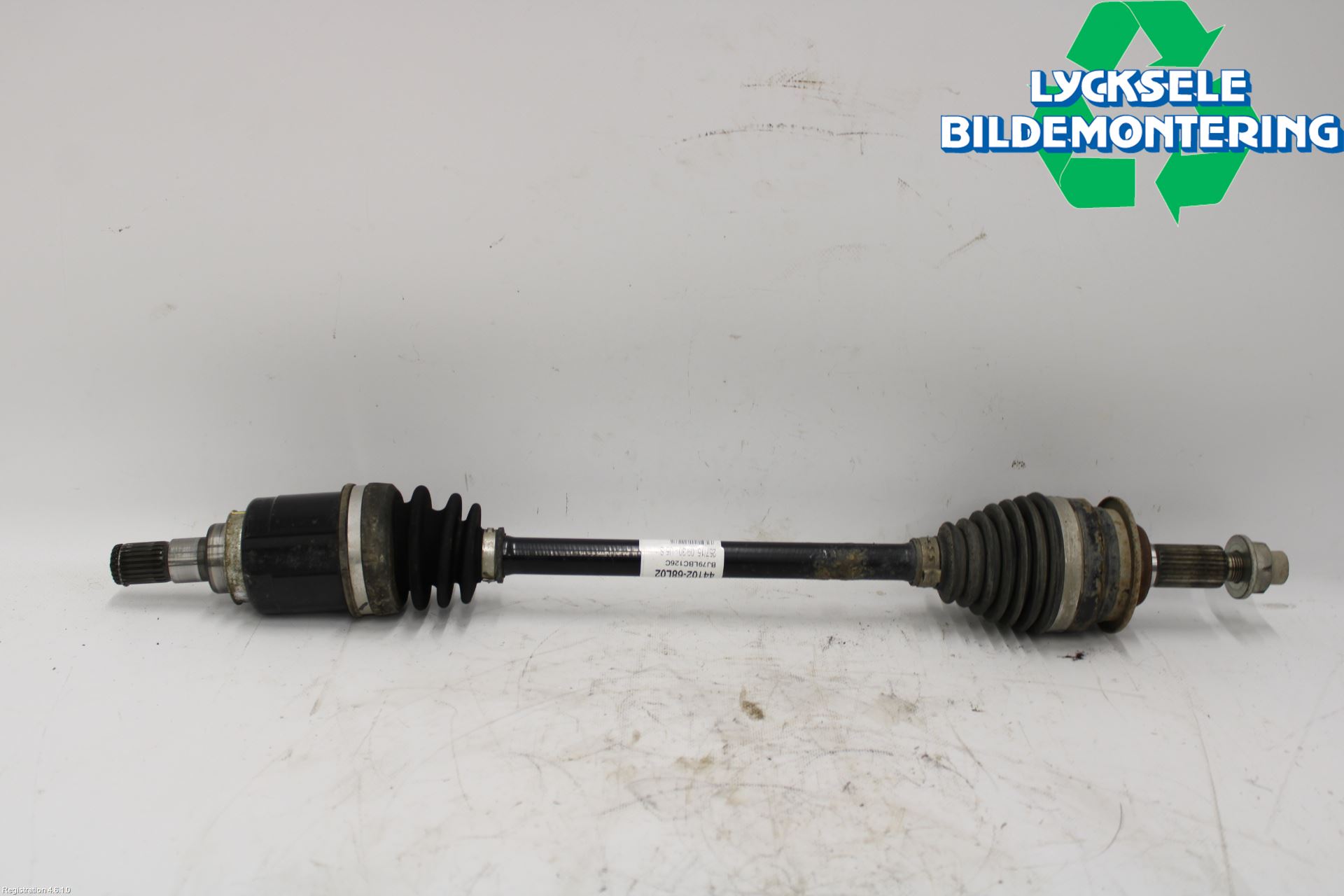 Suzuki SWIFT 11-16 Drivaxel Fram Vänster
