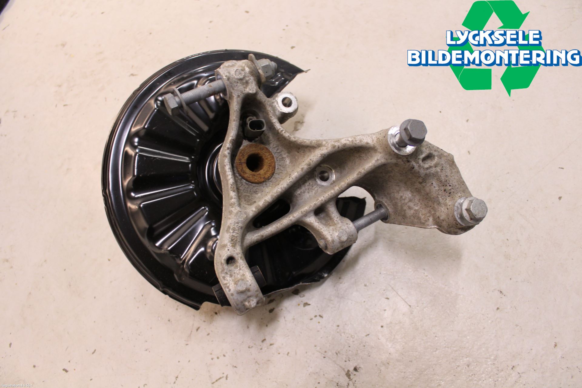 Volkswagen VW PASSAT 15-19 Hjullagerhus-Spindel Vä B