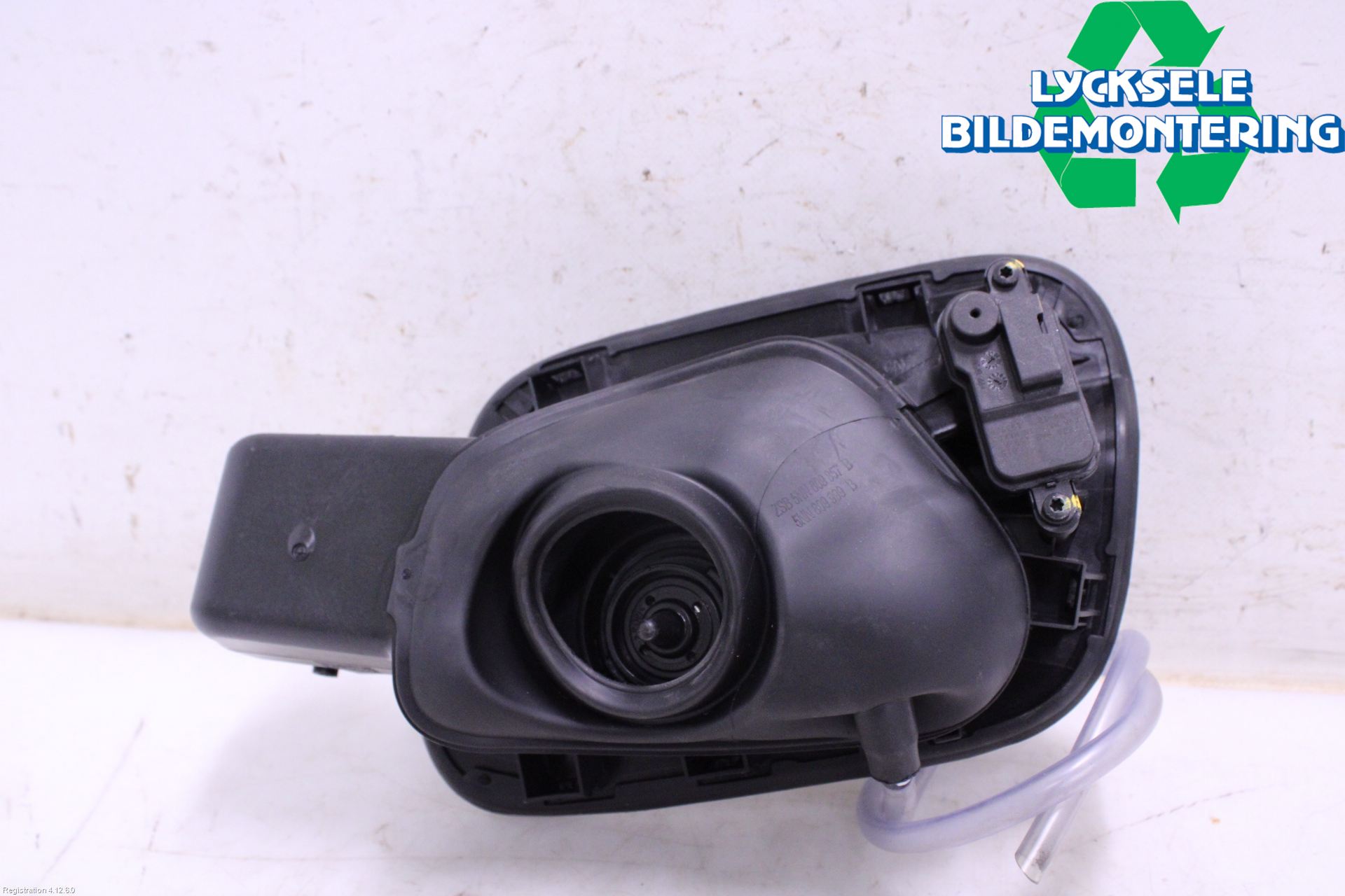 Volkswagen VW TIGUAN 16-24 Tanklucka
