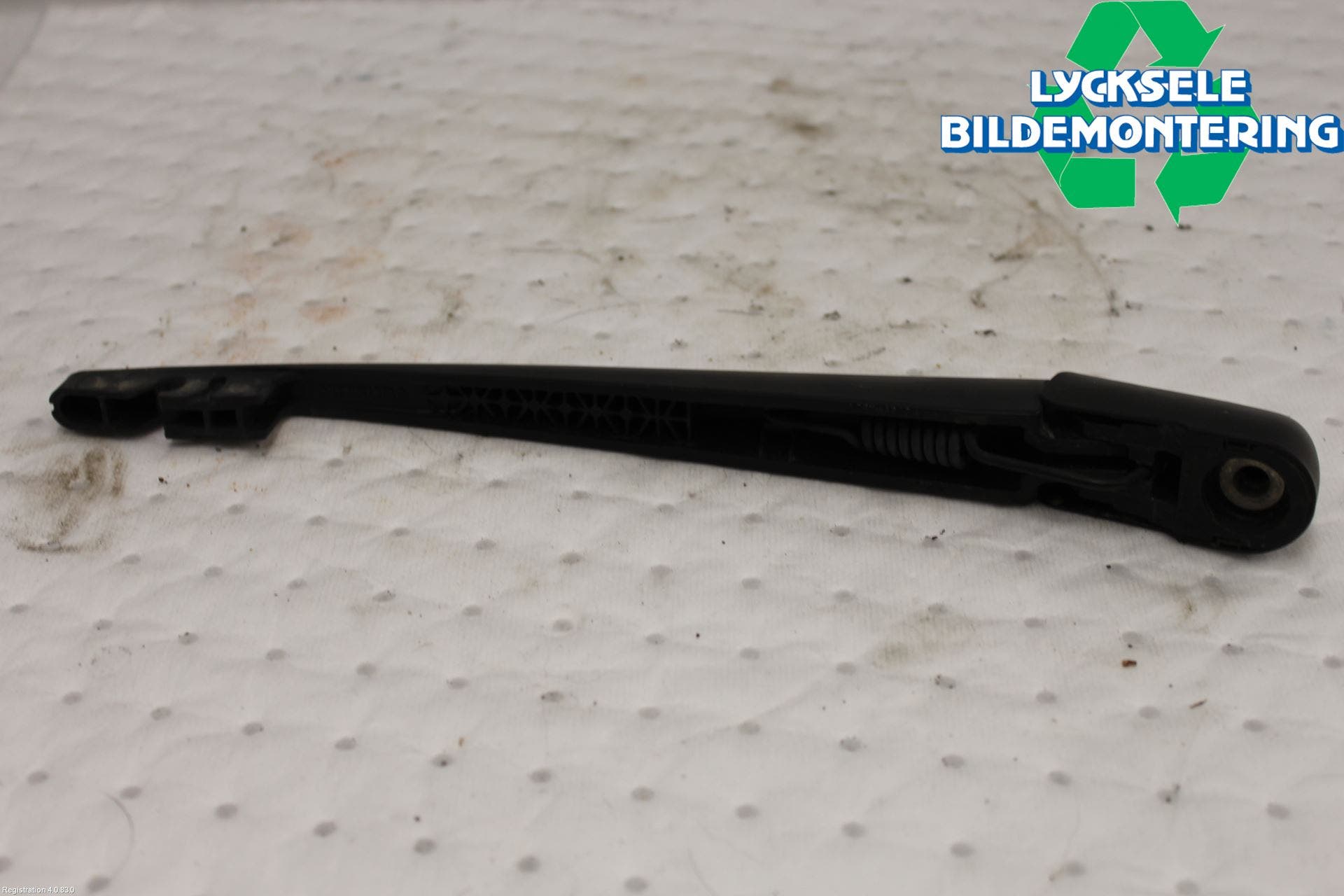 Suzuki SX4 S-CROSS 14-21 Torkararm-Bakruta