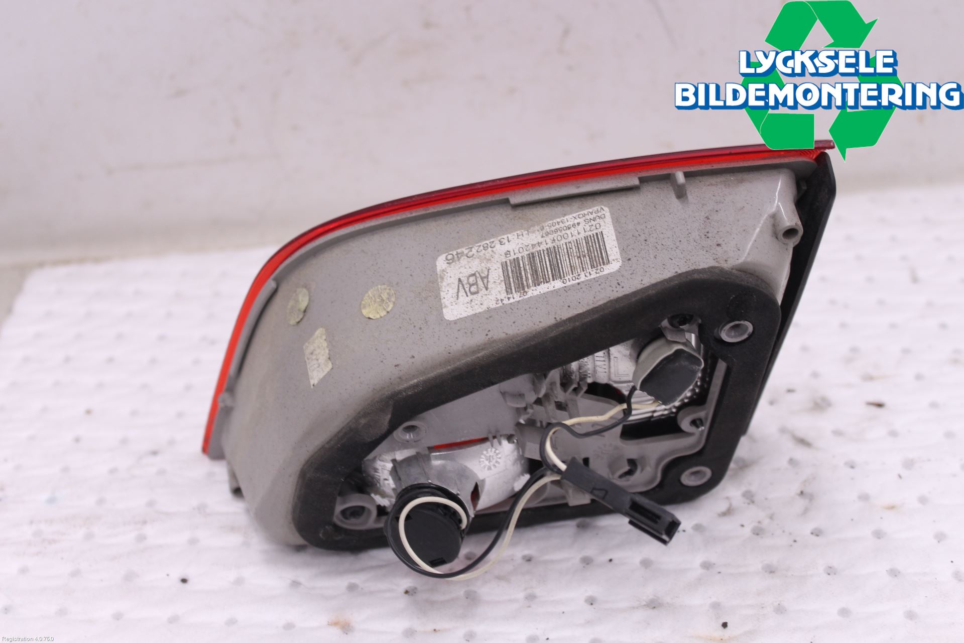 Opel ASTRA J 10-15 Bakljus Lucka Vä