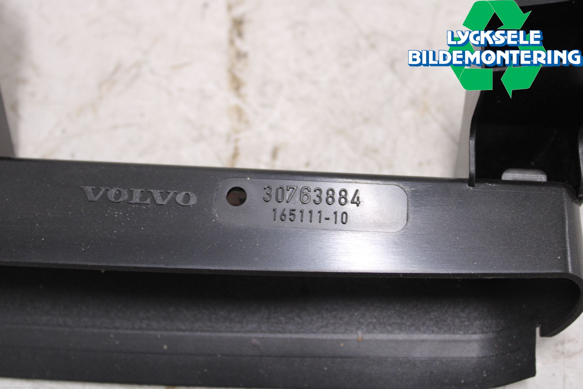 Volvo XC70 08-13 Bromsljus Bakruta