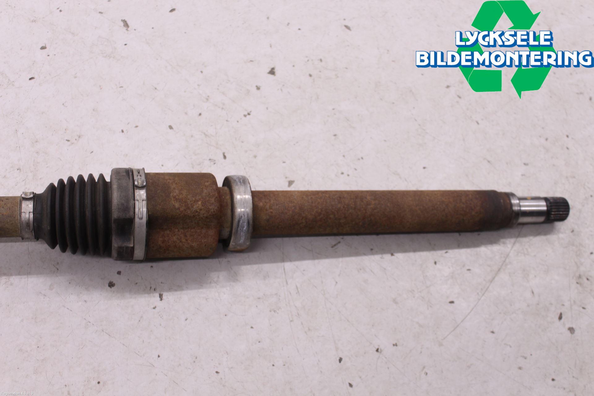 Ford TRANSIT/TOURNEO CONNECT 13-22 Drivaxel Fram Höger