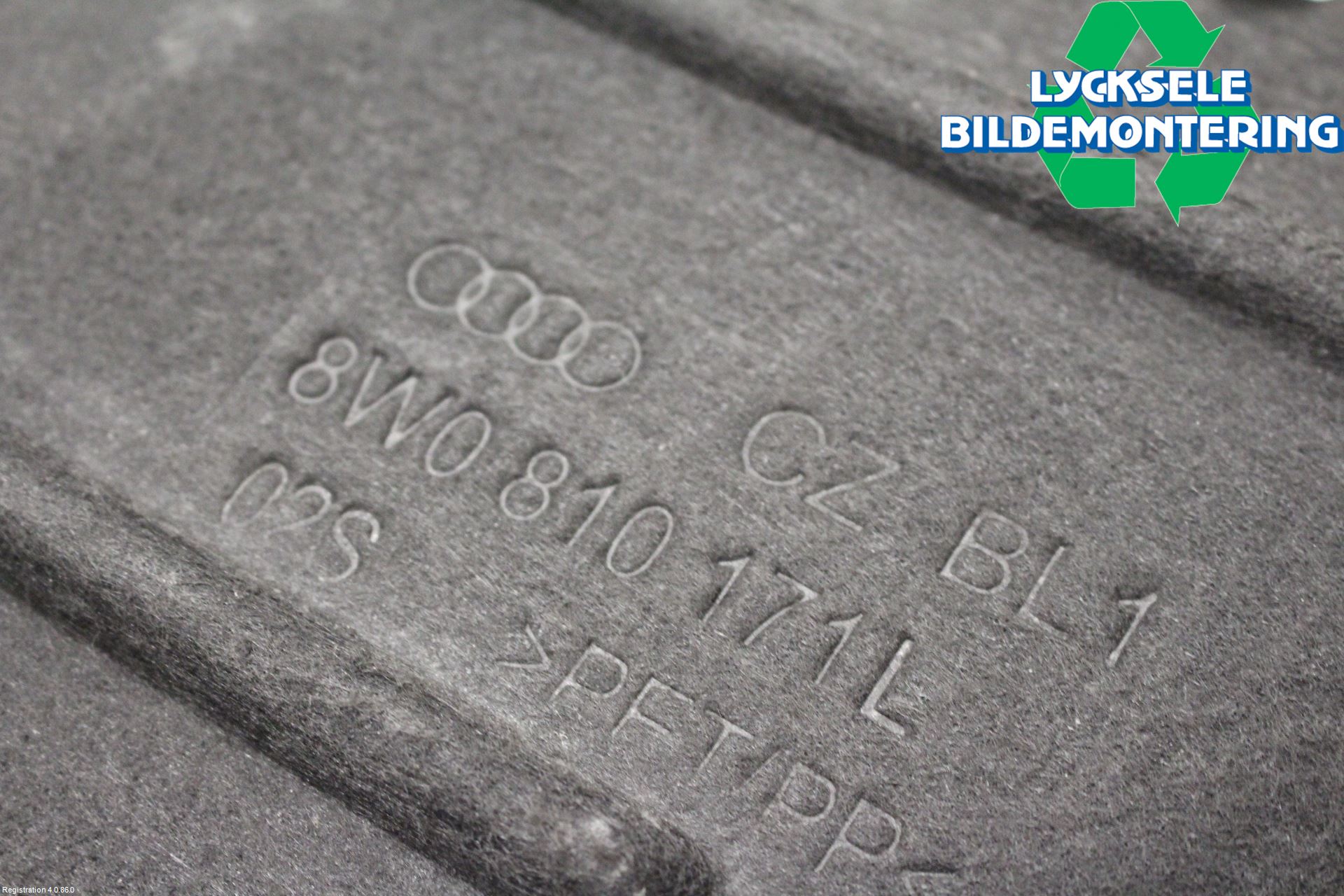 Audi A4/S4 B9 20- Skärm Inner