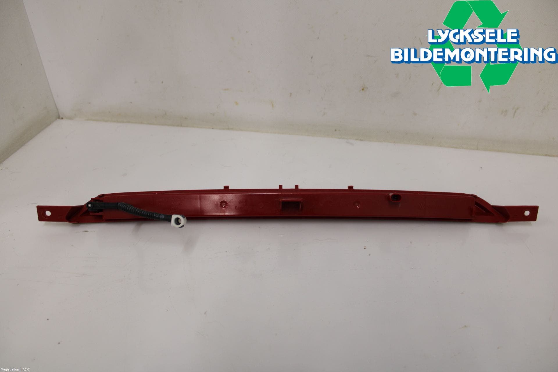 Volkswagen VW T-ROC 18- Bromsljus Bakruta