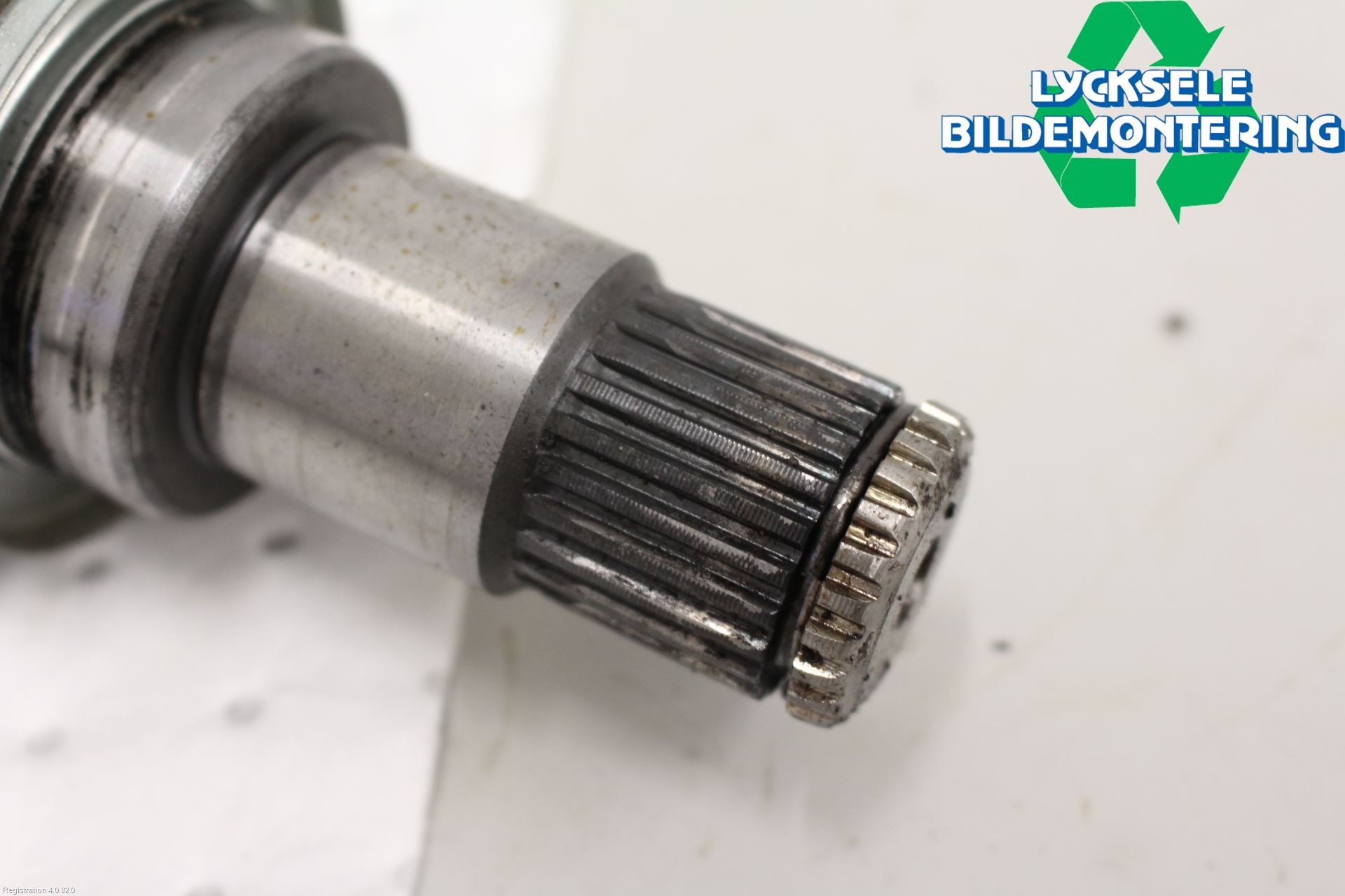 Toyota COROLLA 19- Drivaxel Fram Vänster