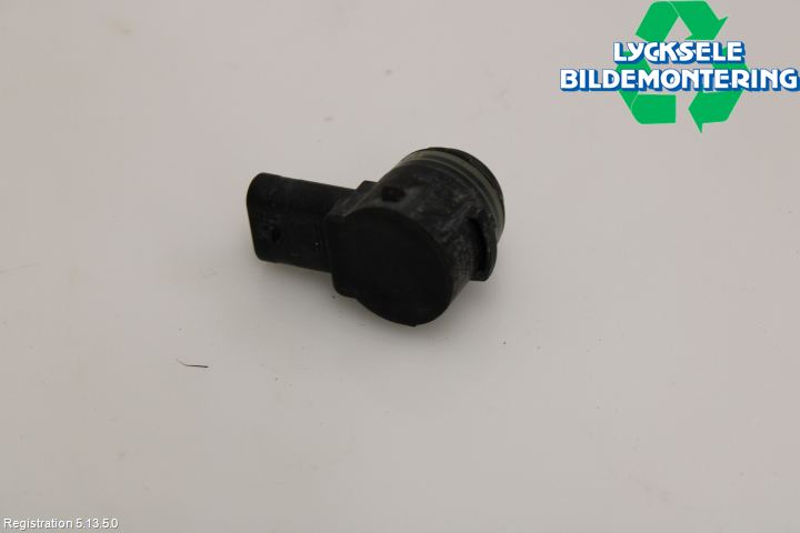Volkswagen VW PASSAT 15-19 Parkeringshjälp Frontsensor