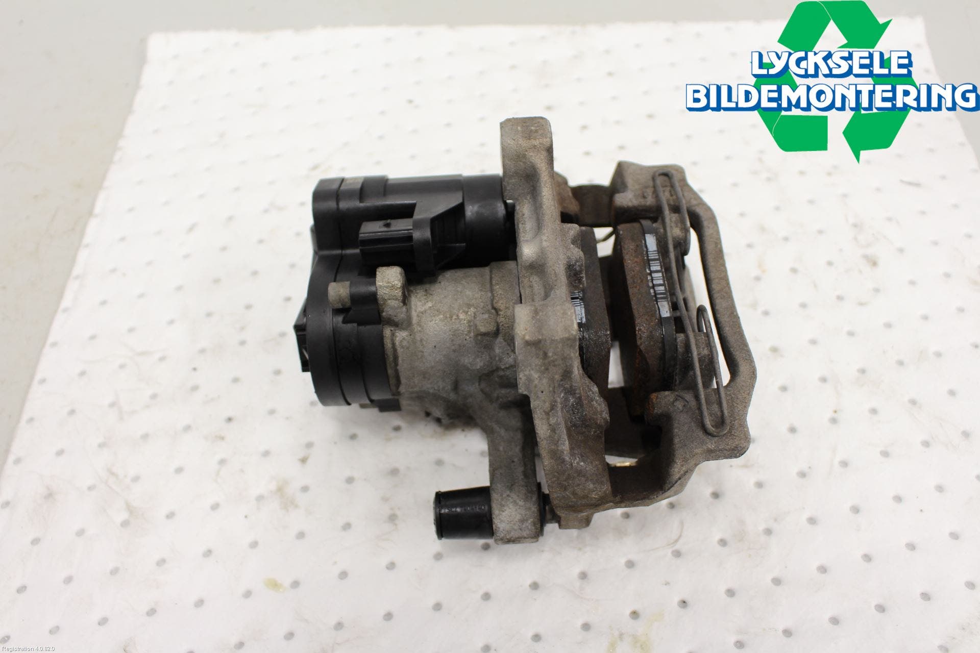 Audi A3/S3 8Y 21- Bromsok Bak Vänster