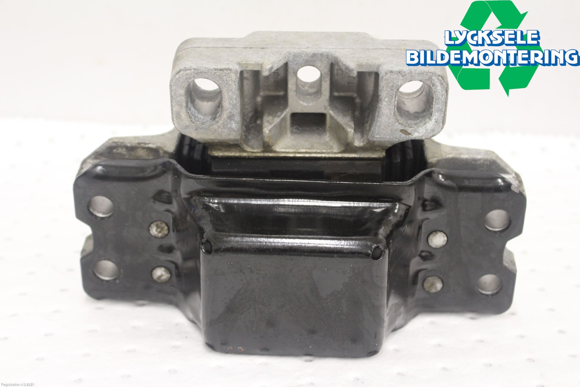 Volkswagen VW CADDY 11-15 Växellådsfäste