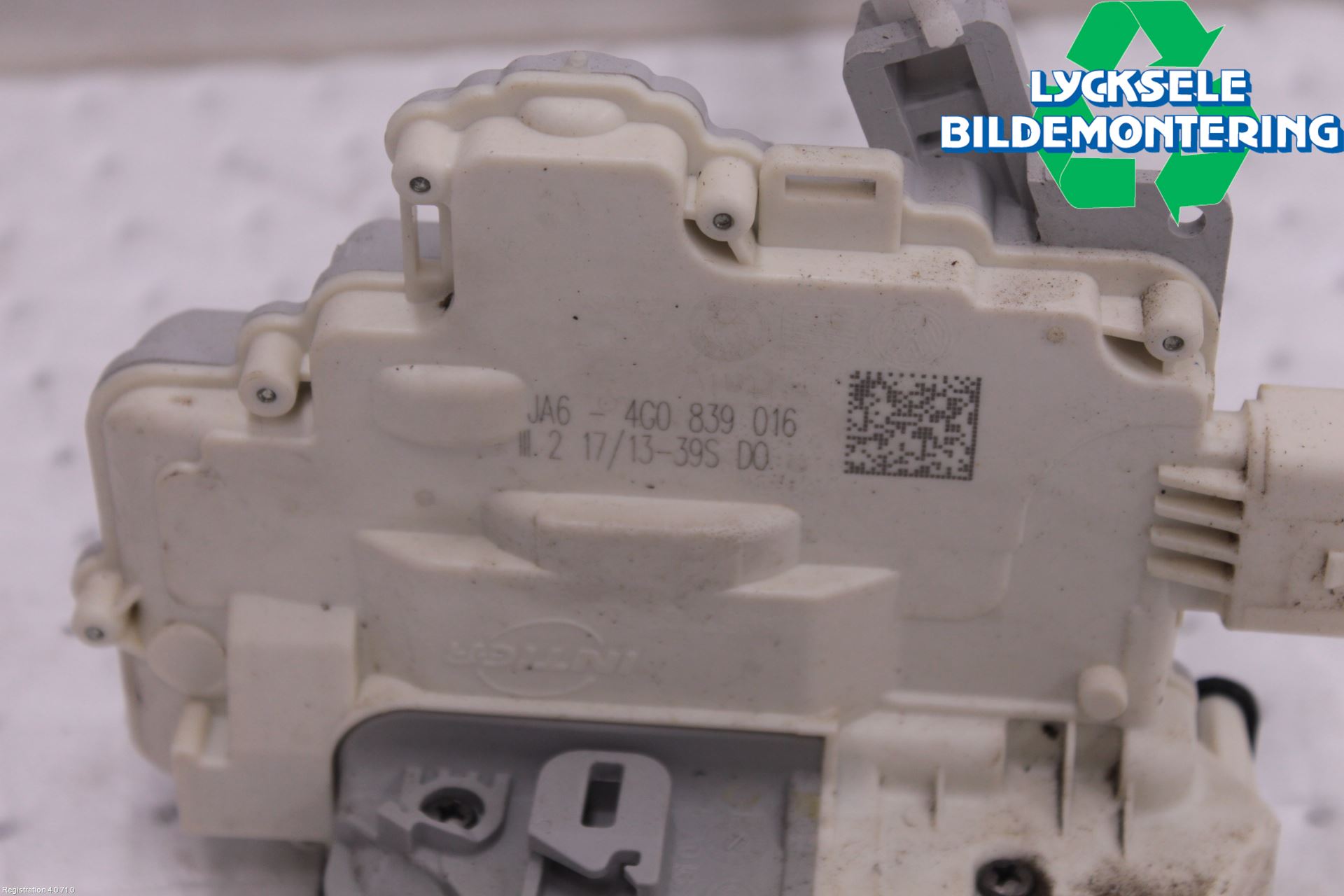 Audi A6 ALLROAD 12-18 Låskista-Dörrlås