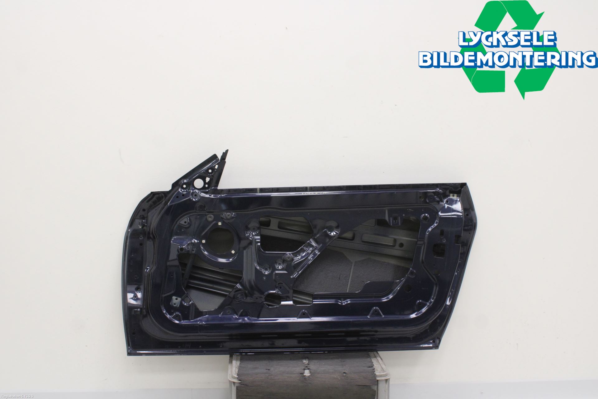 BMW 4 F32/F33/F82/F83 13-20 Dörr 2D Höger