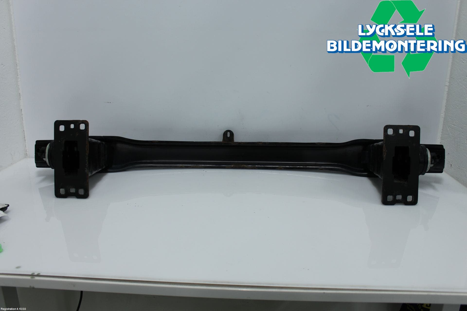 BMW X1 E84 10-15 Stötfångarbalk Fram