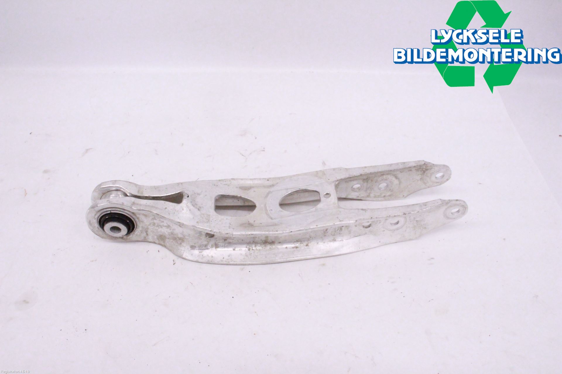 Audi A4/S4 B9 20- Bärarm Bak Vänster