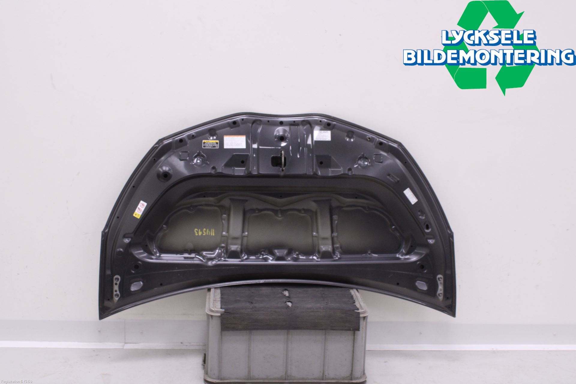 Toyota YARIS XP130 15-20 Huv Fram