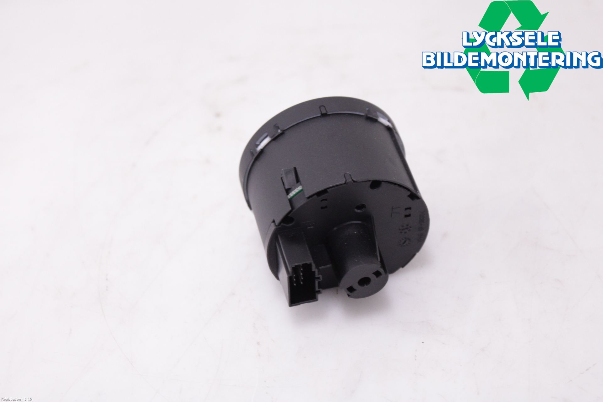 Skoda KAMIQ 20- Strömställare Ljus