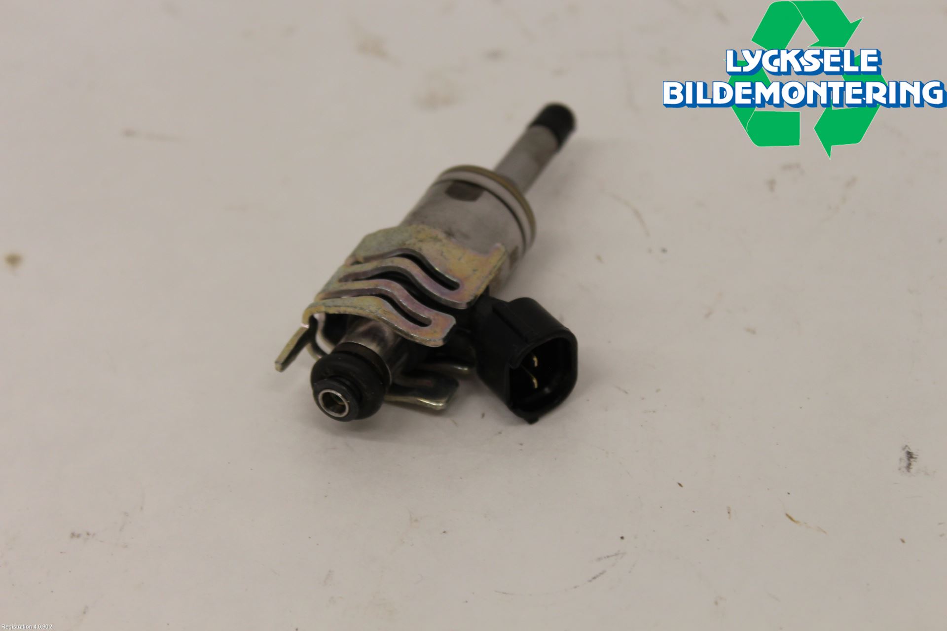 Toyota RAV4 19- Injspridare