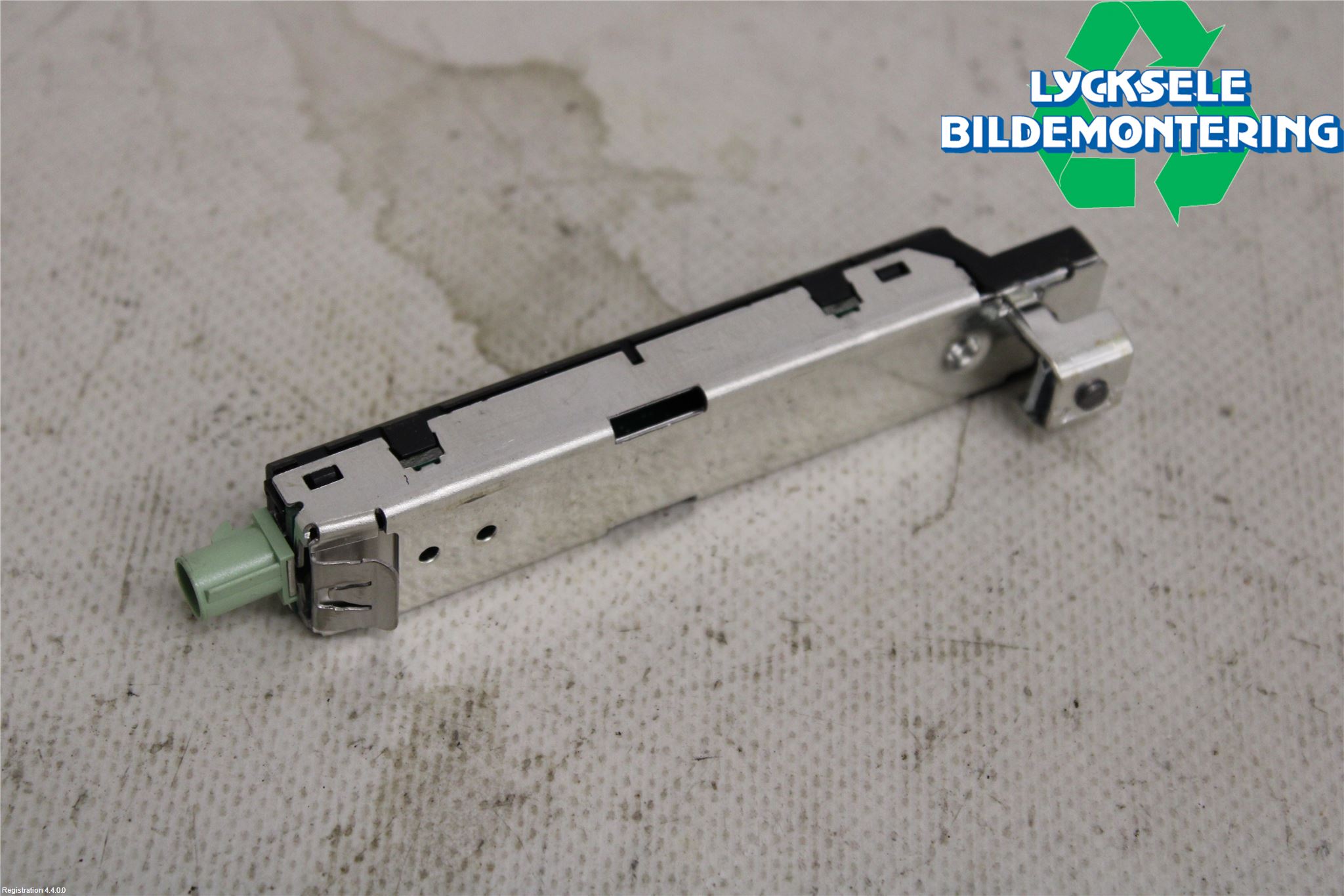 Cupra LEON 21- Antennförstärkare