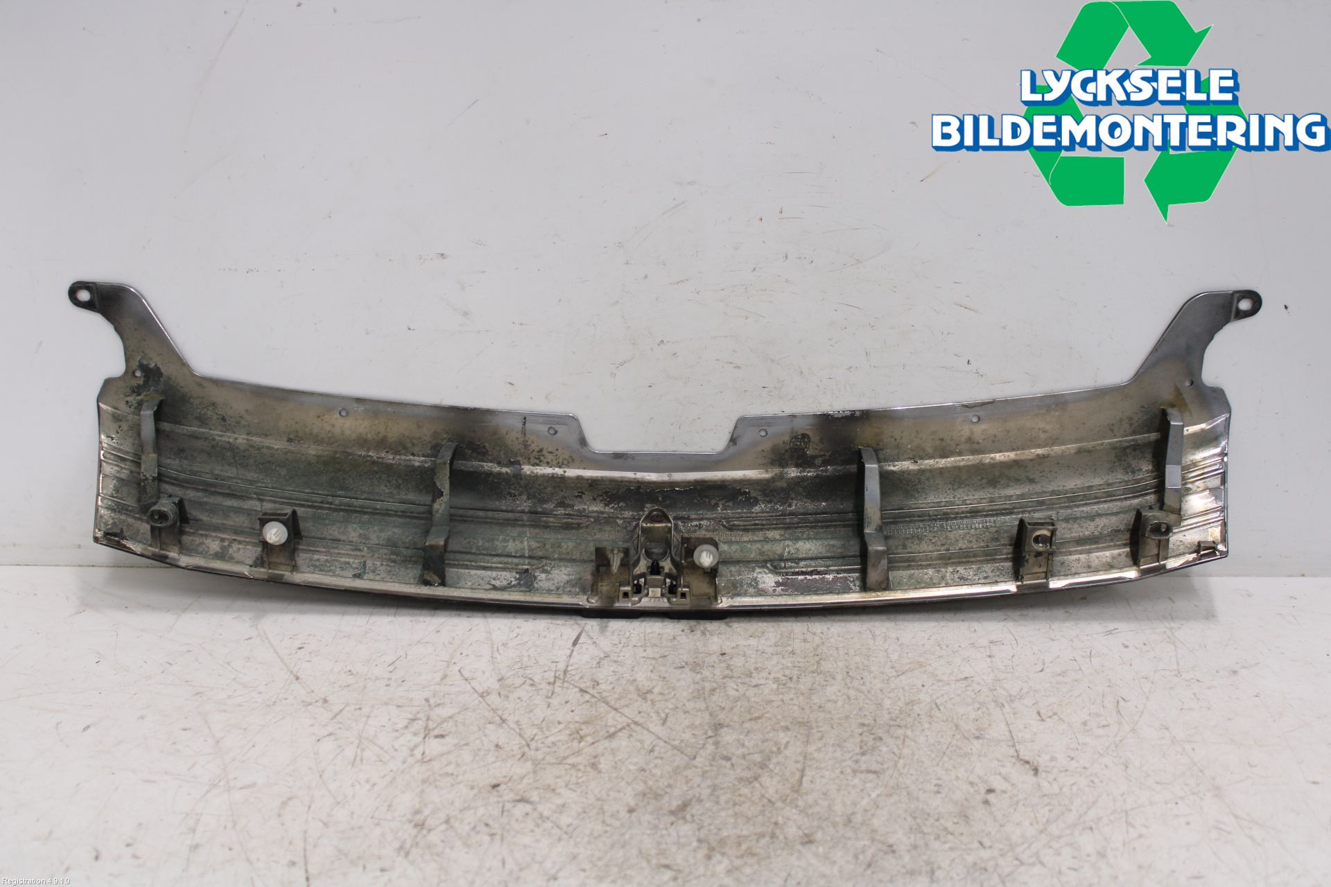 Mitsubishi OUTLANDER 13-21 Grill Komp