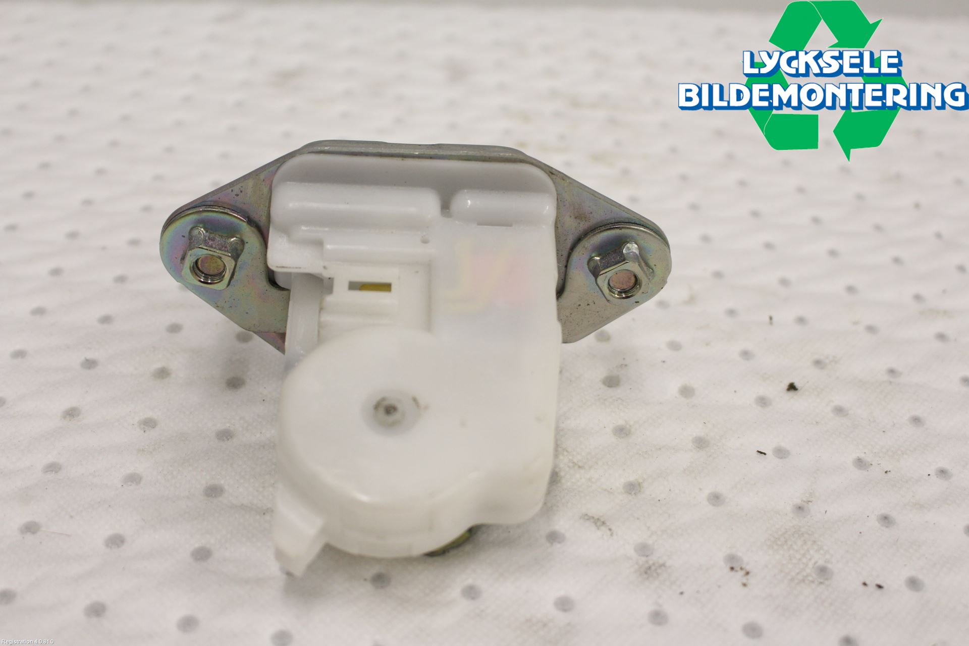 Subaru OUTBACK 15-20 Låskista Baklucka