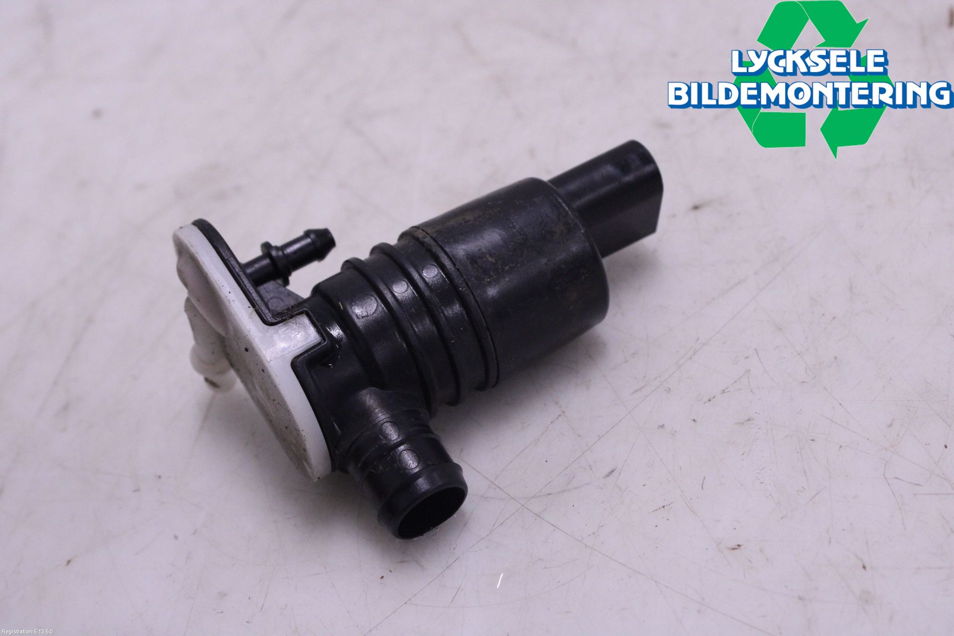 Ford FOCUS 19- Spolarpump Vindruta