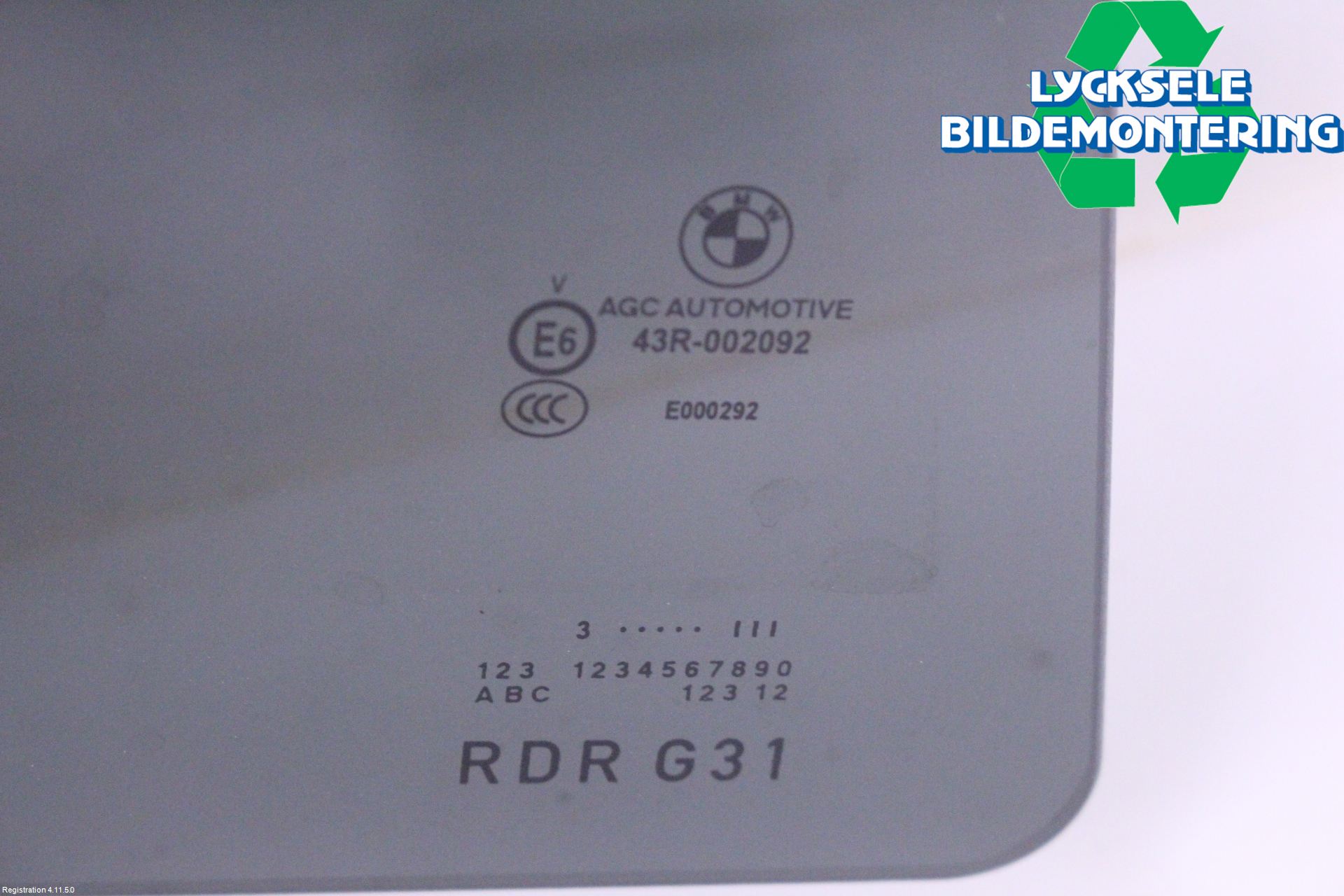 BMW 5 G30/G31/F90 17-23 Dörruta Bak Höger
