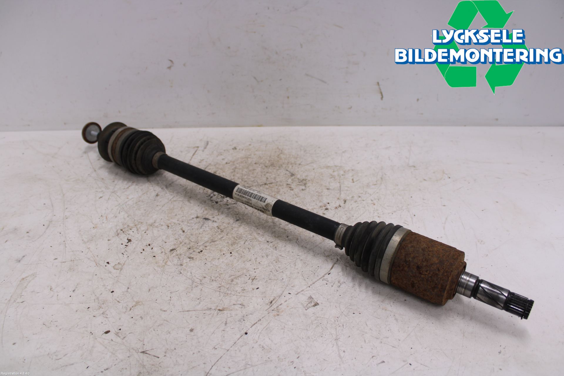 Volvo XC70 08-13 Drivaxel Bak Höger