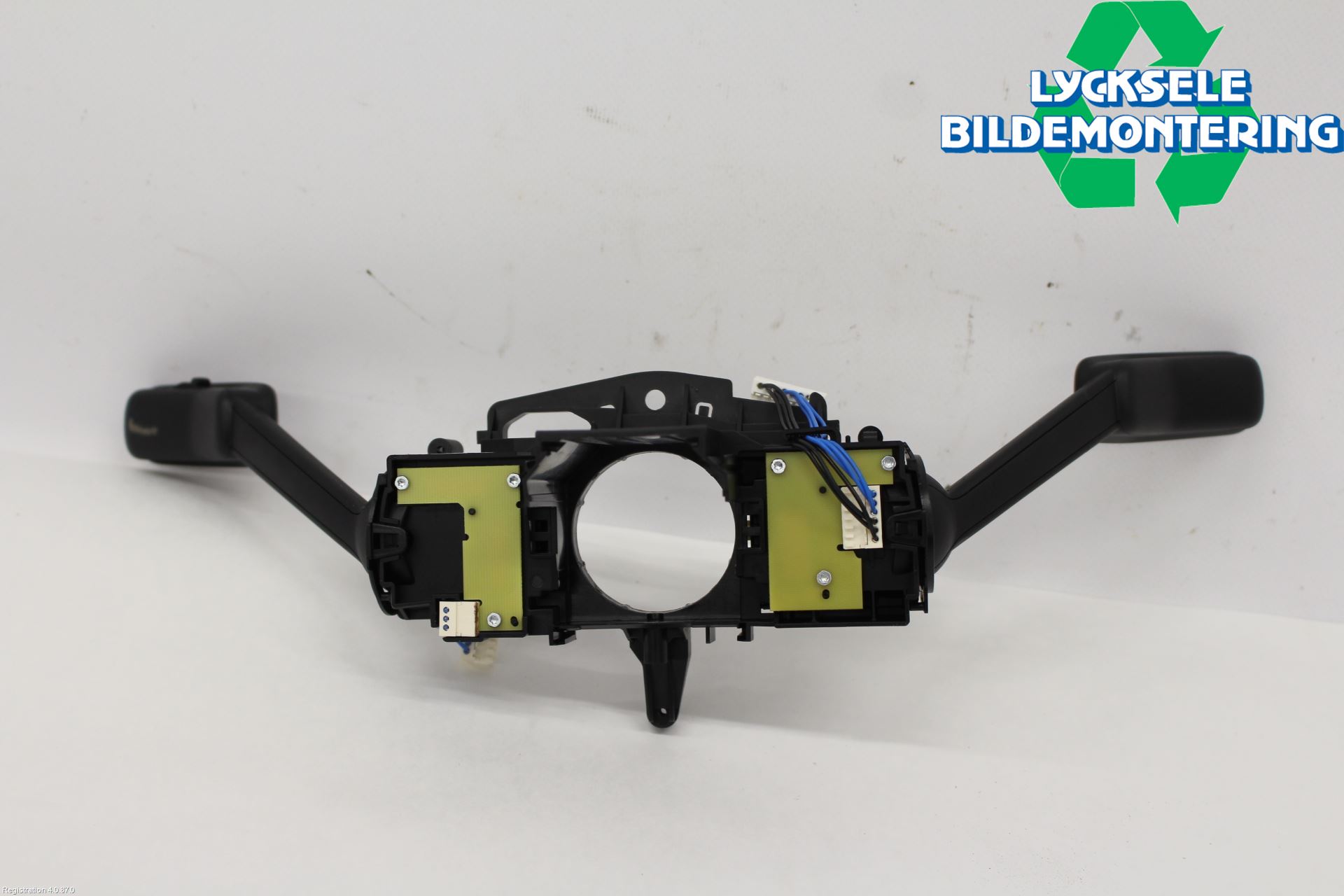 Volkswagen VW GOLF / E-GOLF VIII 20- Spakcentral