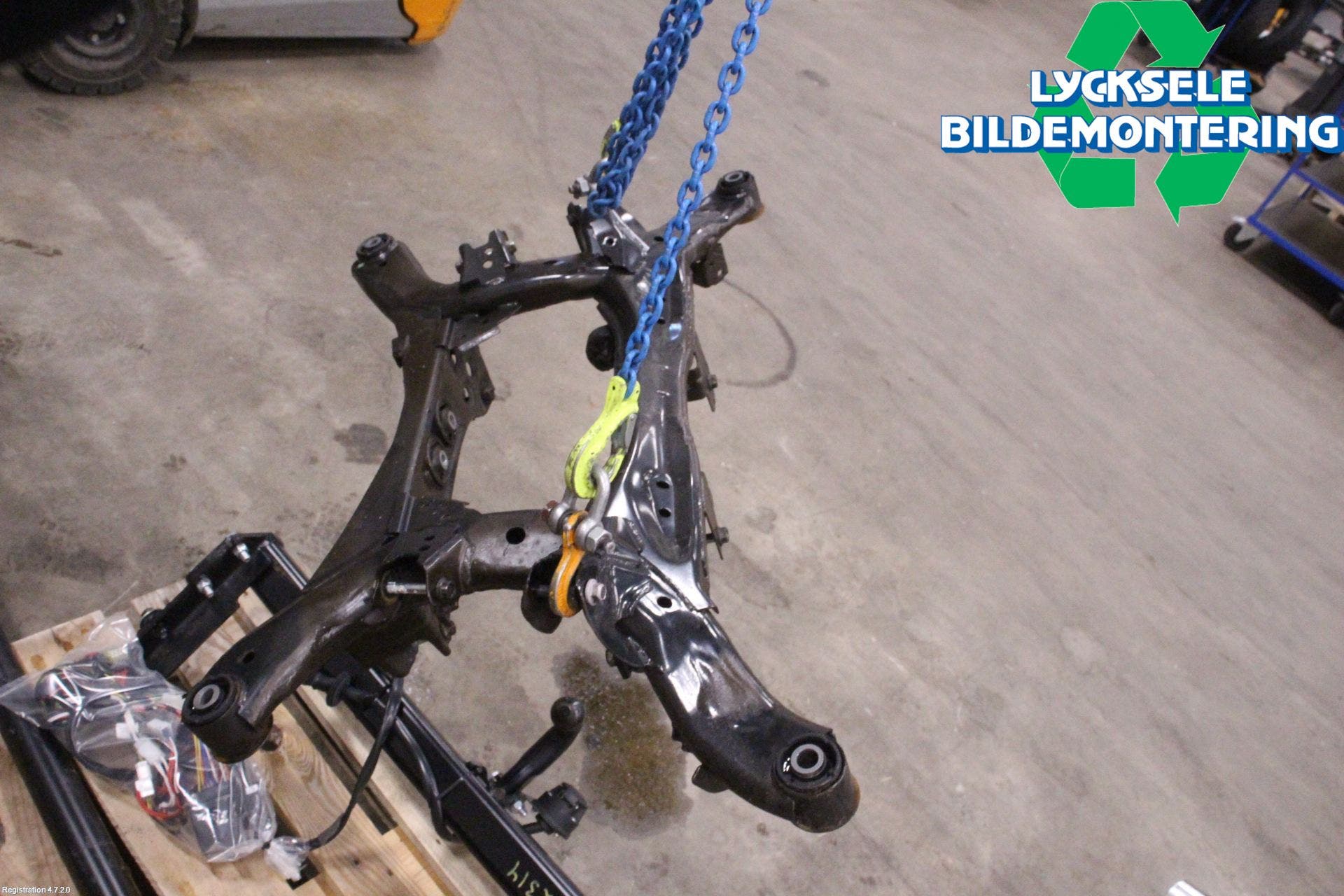 Subaru OUTBACK 21- Bakaxelbalk