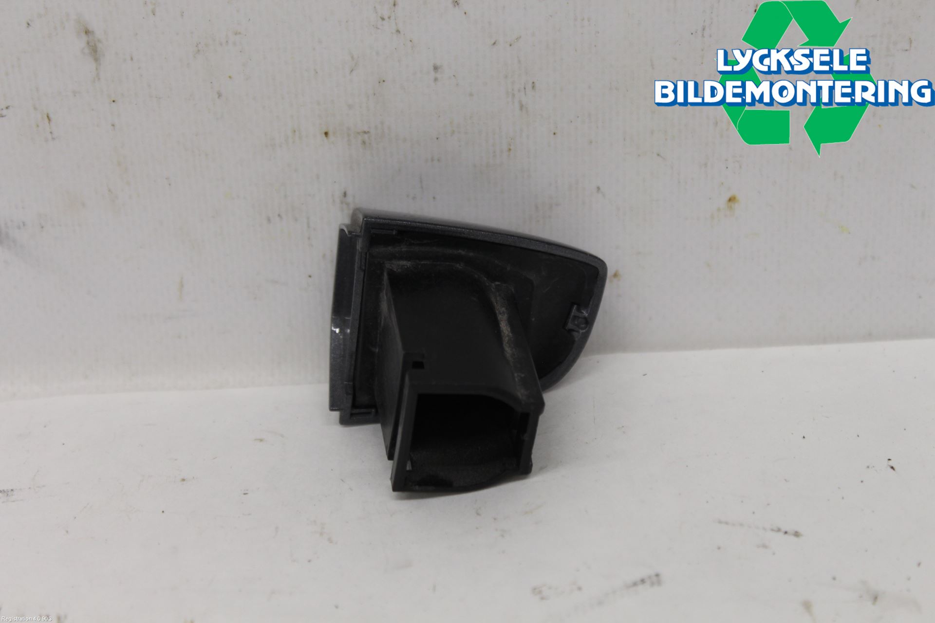 Volkswagen VW TIGUAN 16-24 Dörrhandtag Yttre Hö