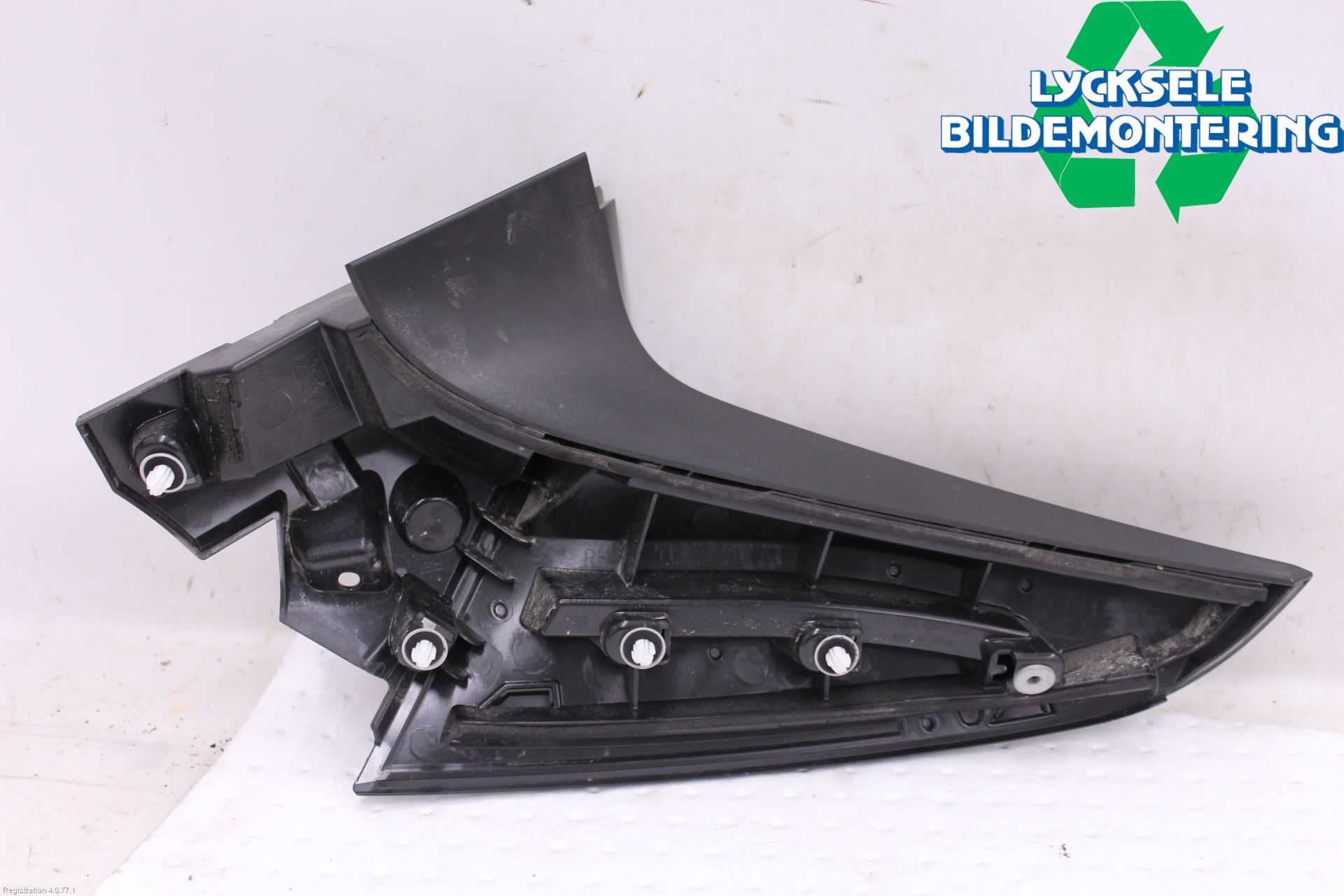 Subaru OUTBACK 21- Spoiler Baklucka