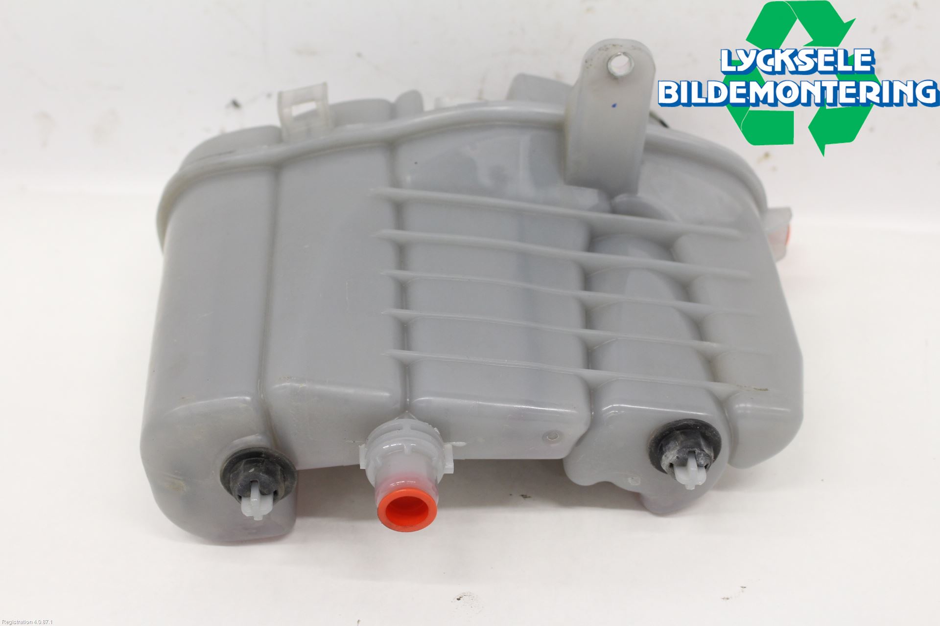 Audi A6 F2/C8 19- Expansionstank