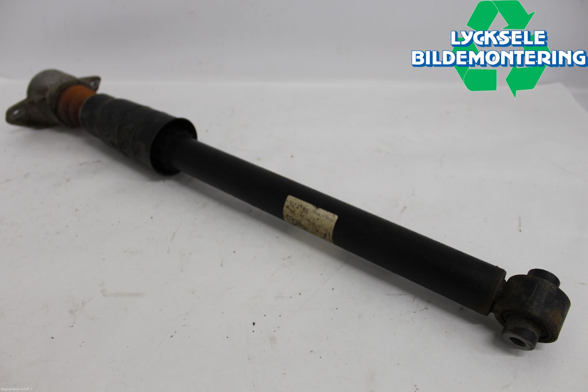 Audi A6 F2/C8 19- Stötdämpare Bak