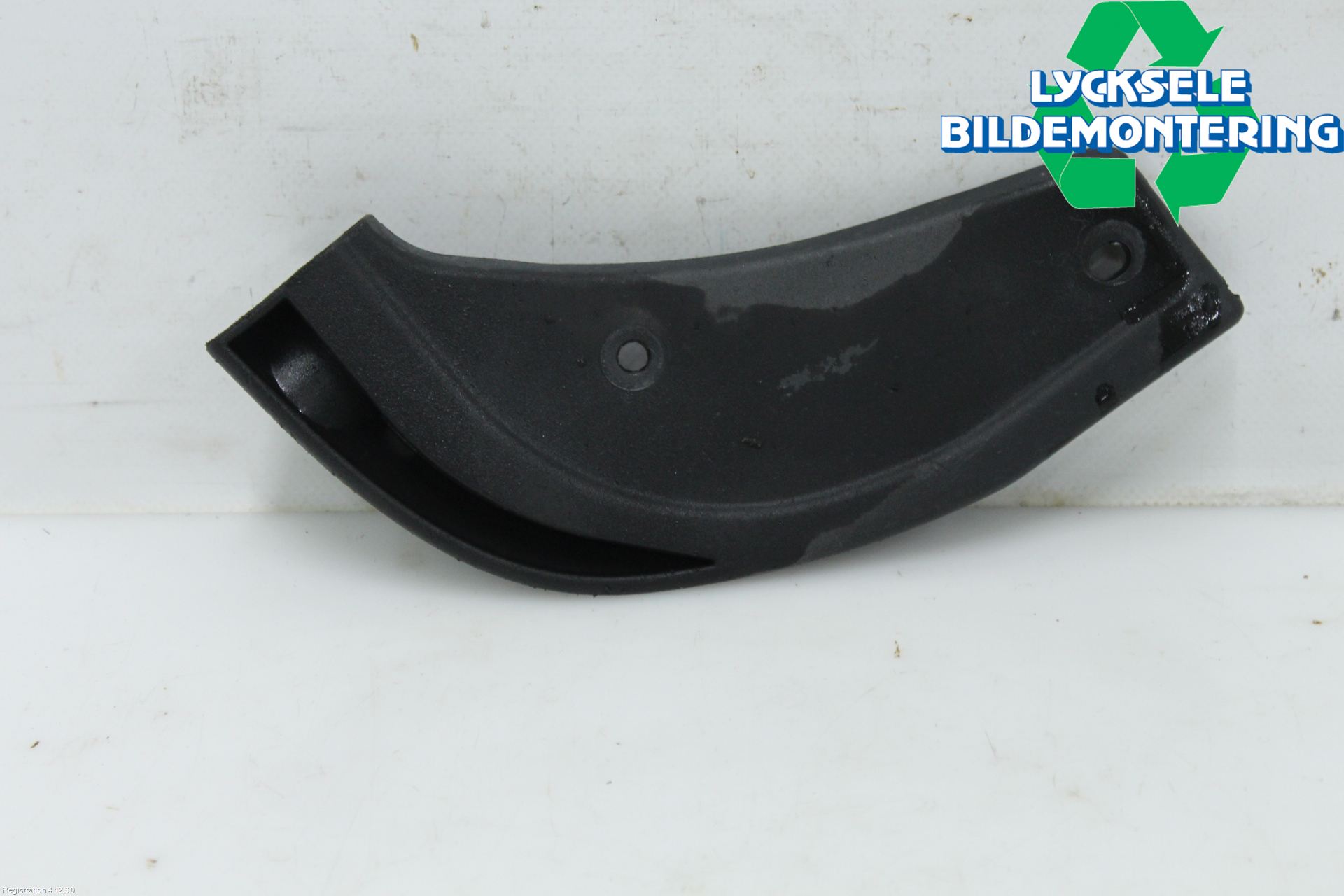 Kia STONIC 18->> Stänkskydd