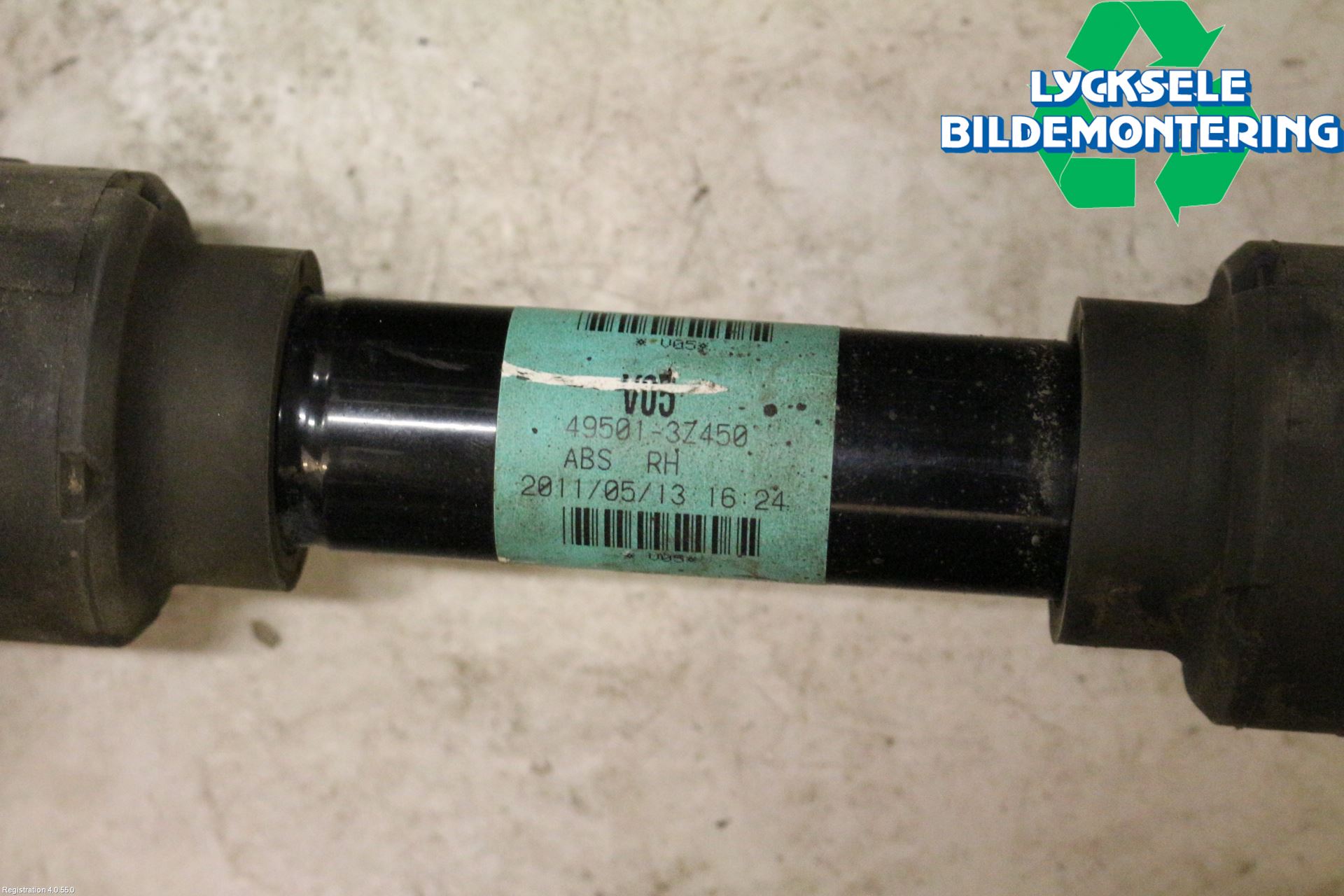 Hyundai i40 08-15 Drivaxel Fram Höger