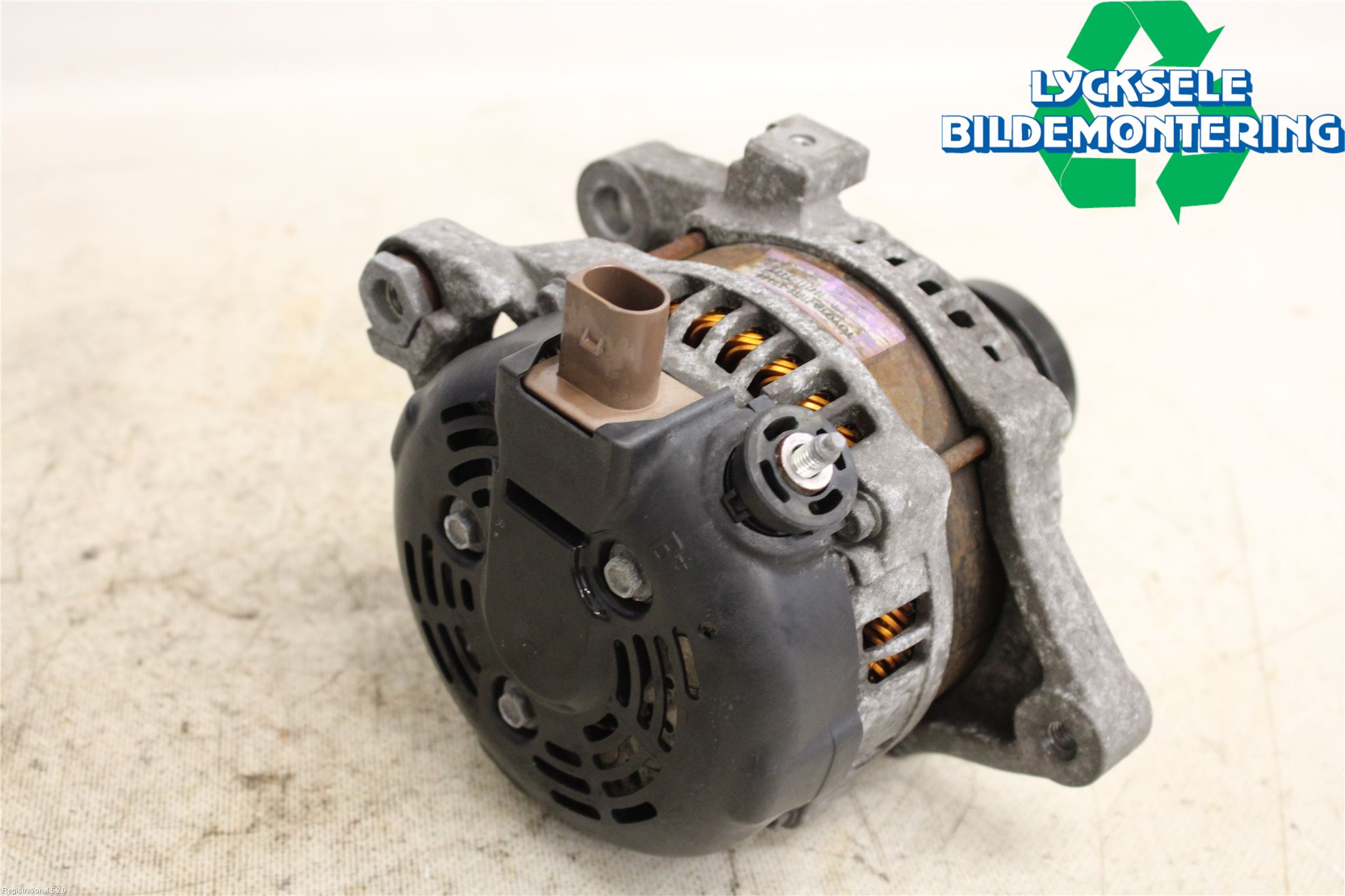 Toyota RAV4 13-18 Generator