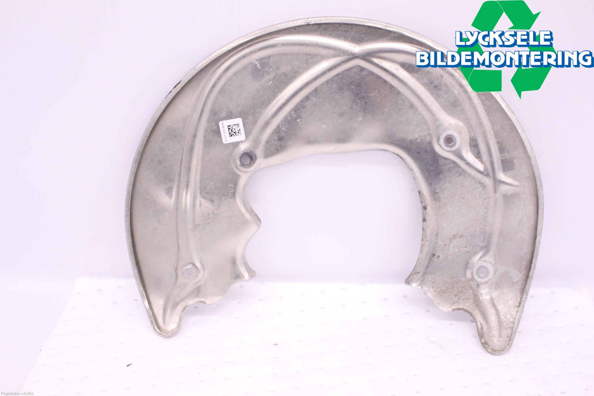 Audi A4/S4 B9 20- Bromssköld Fram