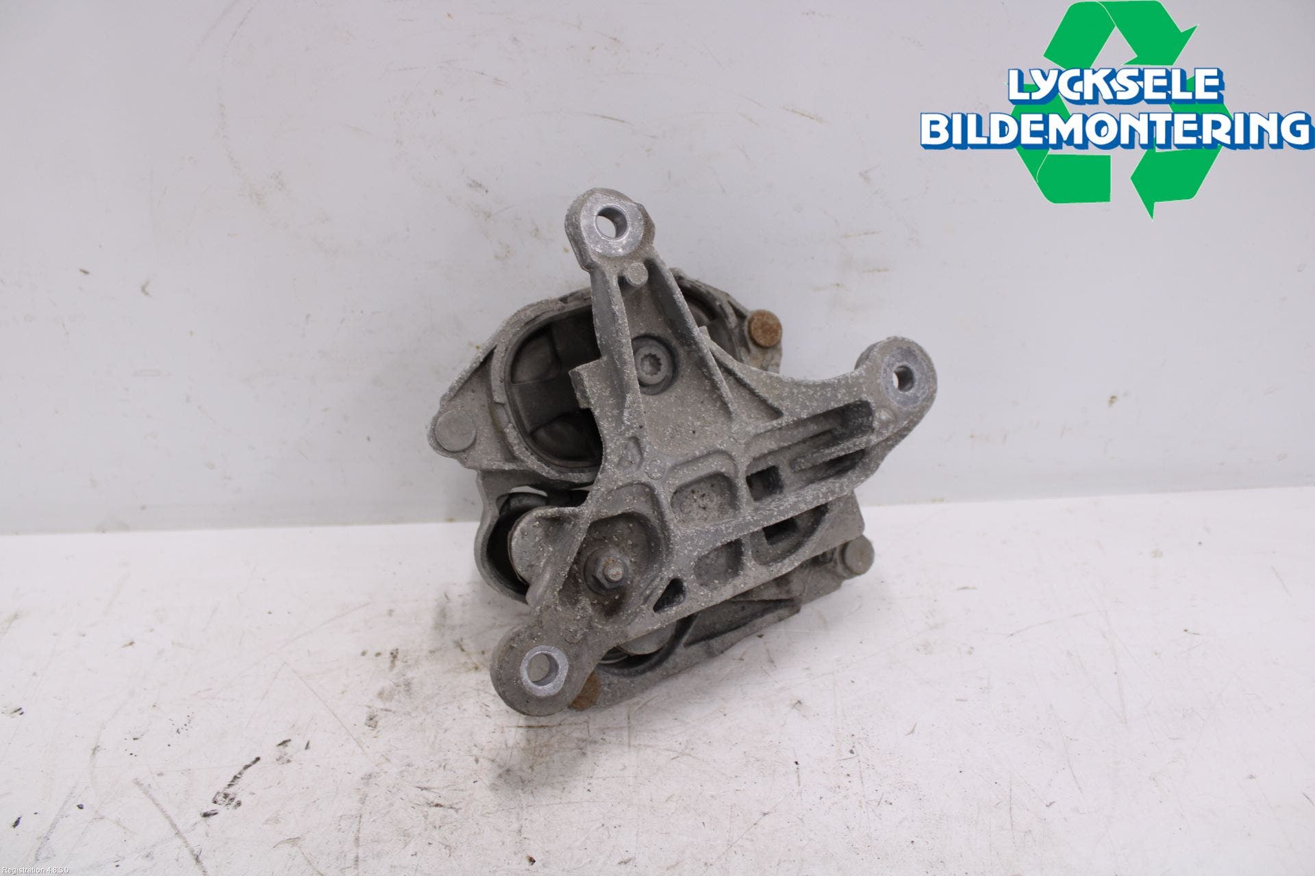 Audi A6 ALLROAD 12-18 Växellådskudde