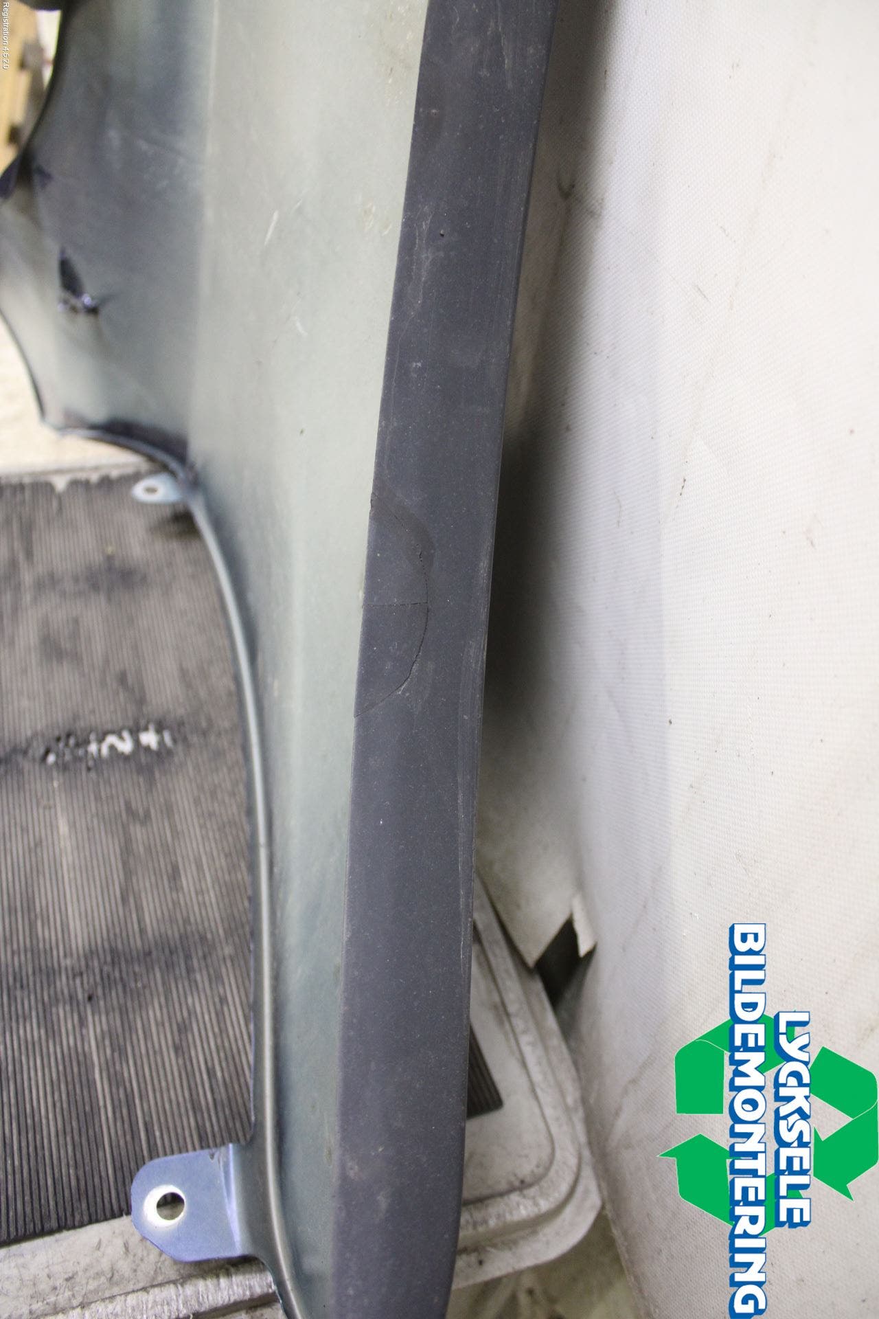 Audi Q7/SQ7 Skärm Fram Vänster