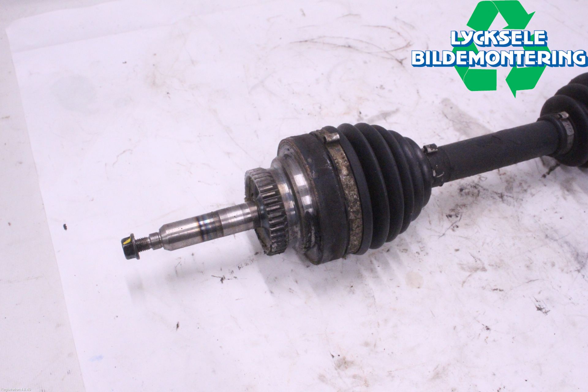 SsangYong SSANG YONG MUSSO Drivaxel Fram Höger
