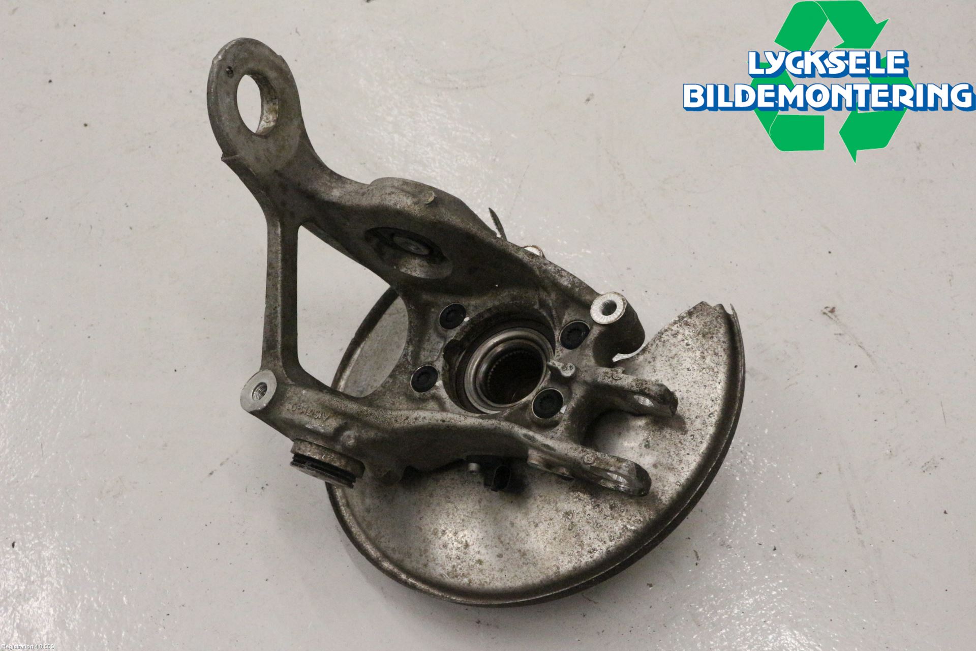 Audi A4 12-15 Hjullagerhus-Spindel Hö B