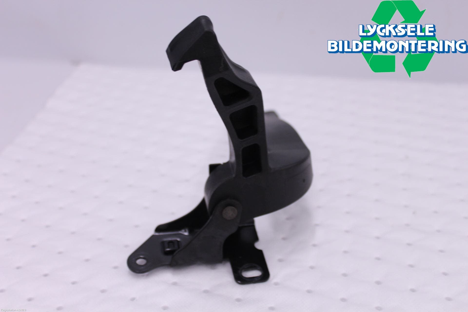 Peugeot 3008 17-24 Huv Spärr