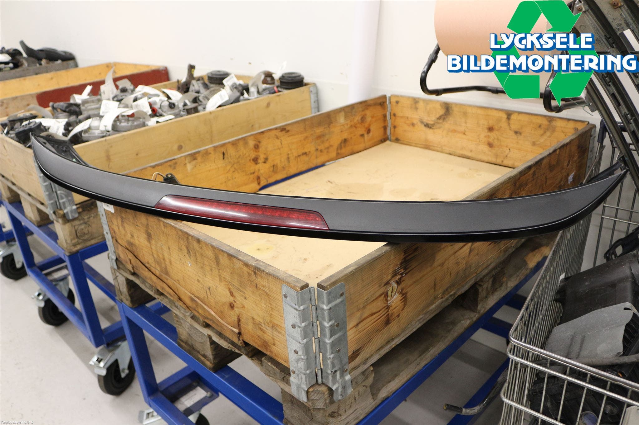 Audi Q7/SQ7 Spoiler Baklucka