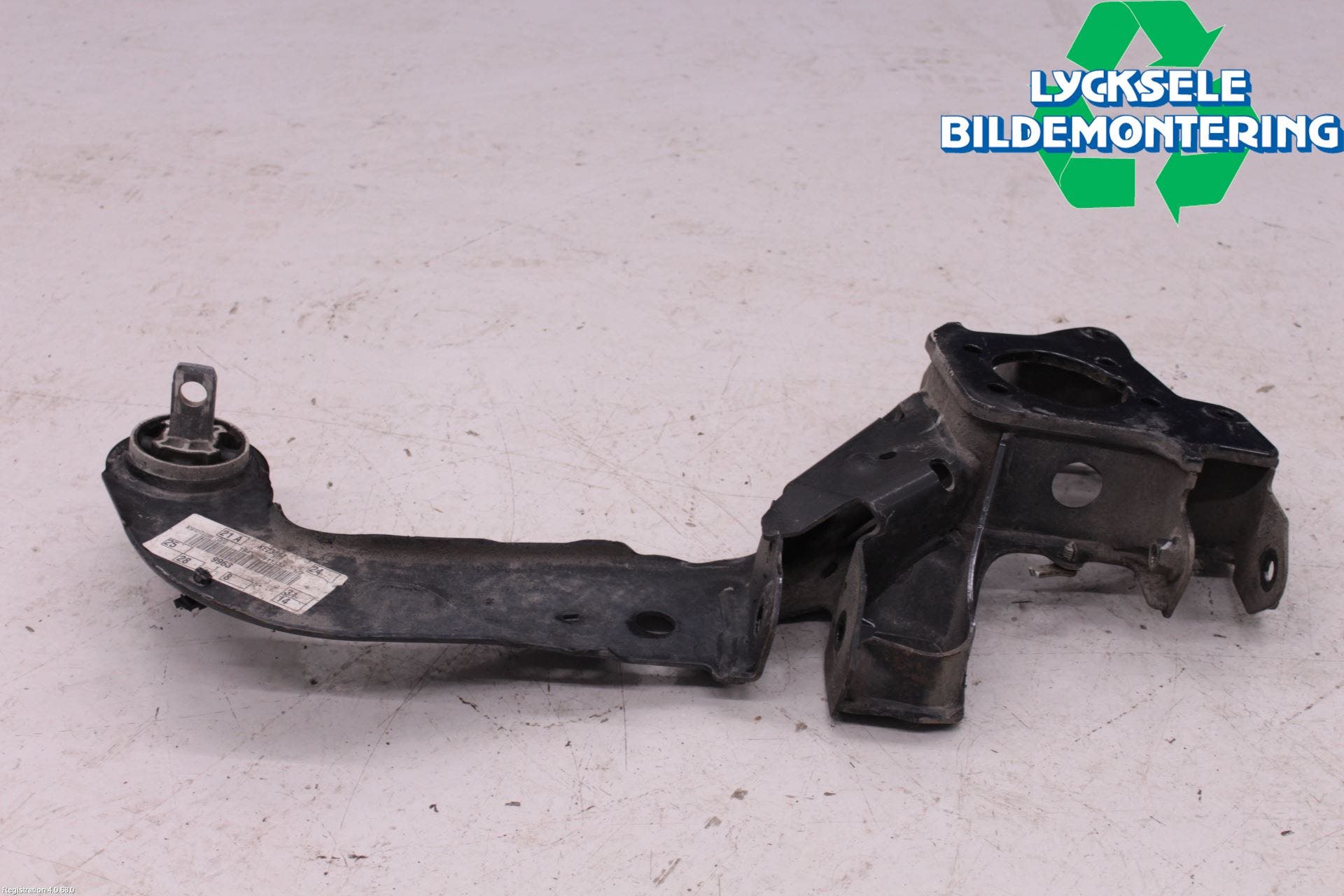 Ford FOCUS 19- Bärarm Bak Vänster