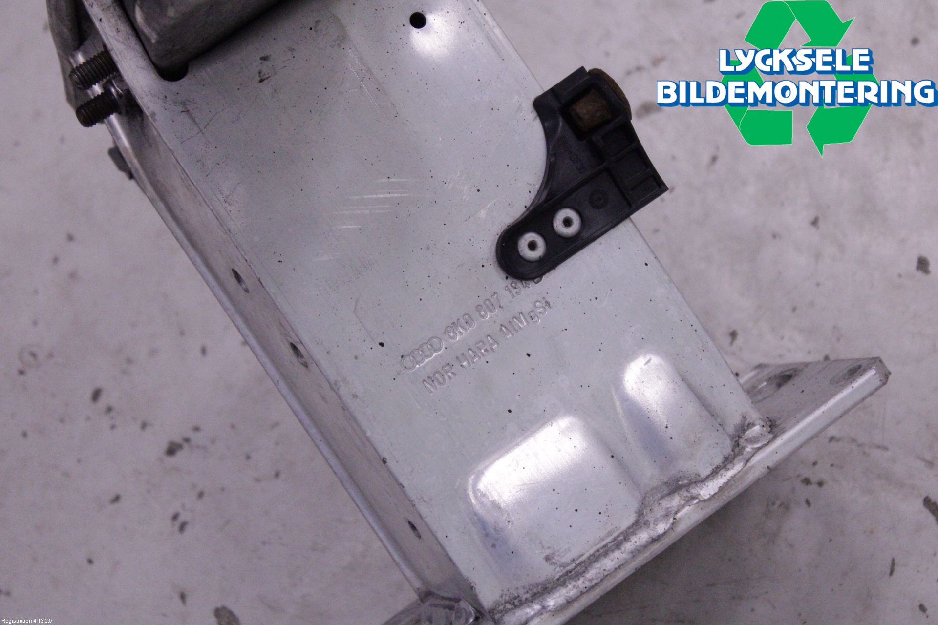 Audi A4 12-15 Stötfångarbalk Fram