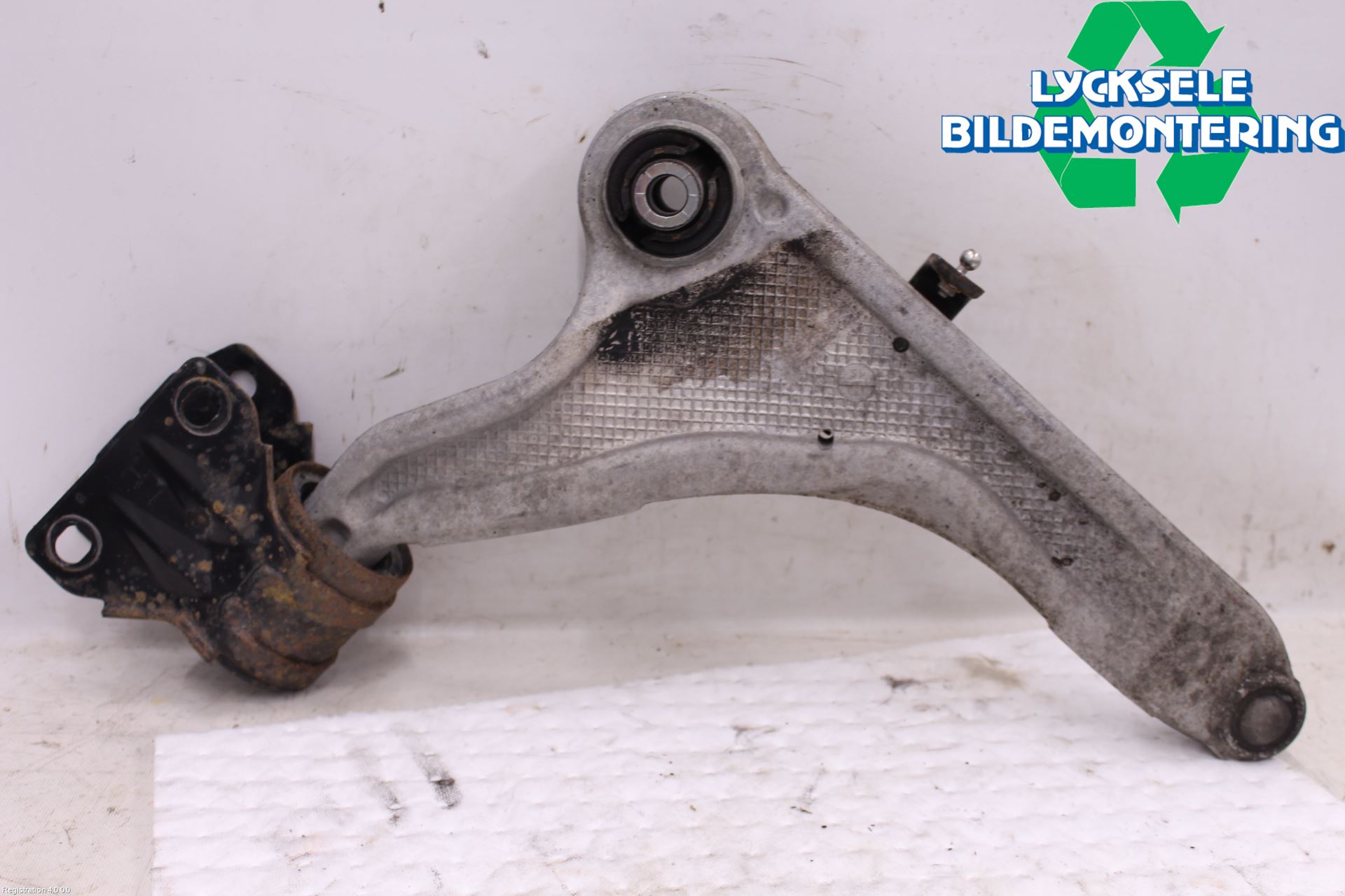 Ford MONDEO 15-22 Bärarm Fram Undre Vä