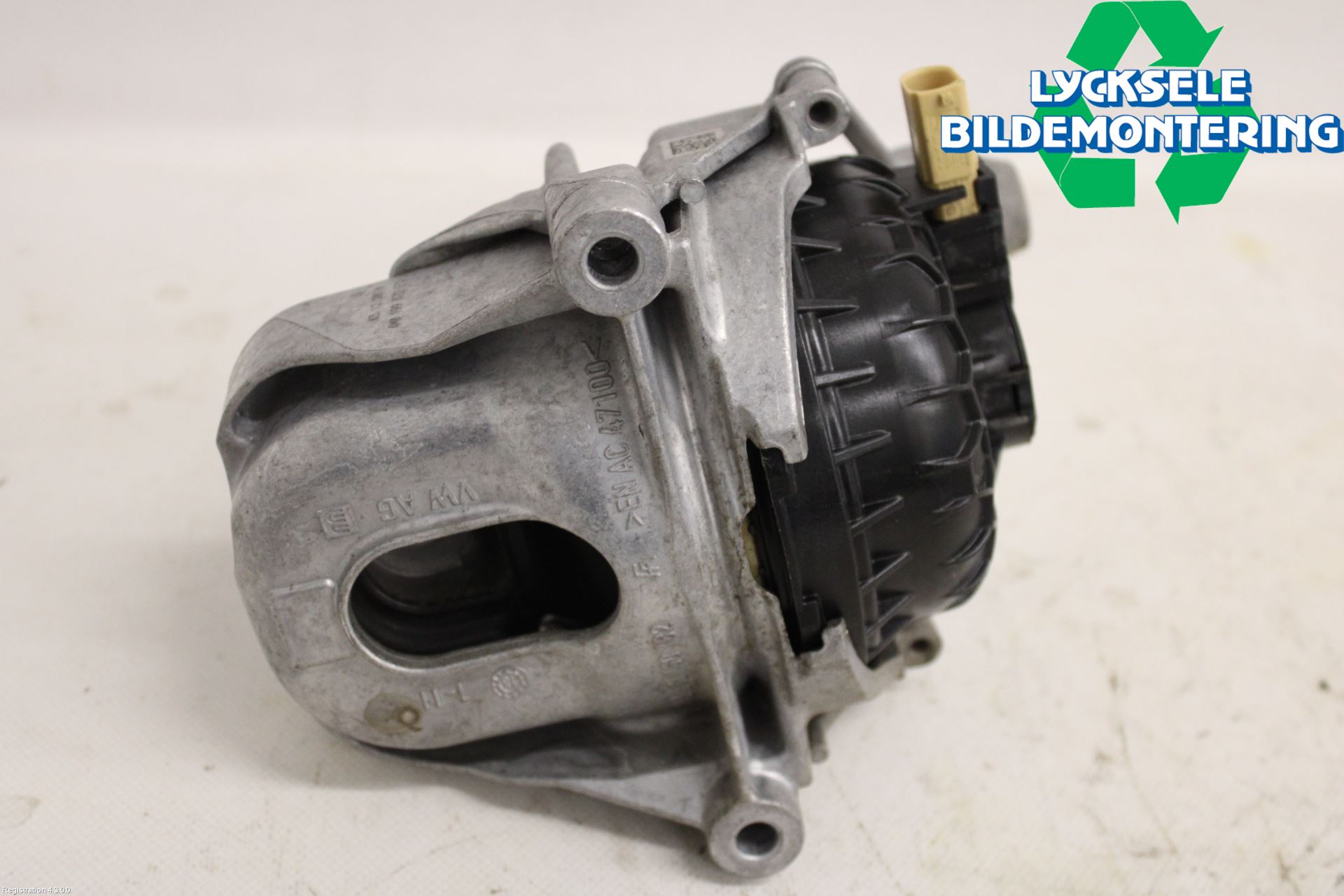 Audi A6 F2/C8 19- Motorkudde