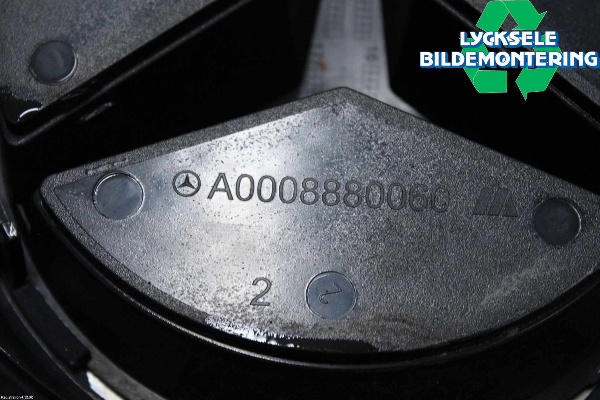 Mercedes-Benz MB ML/GLE-KLASS (W166) 12-18 Grill Komp