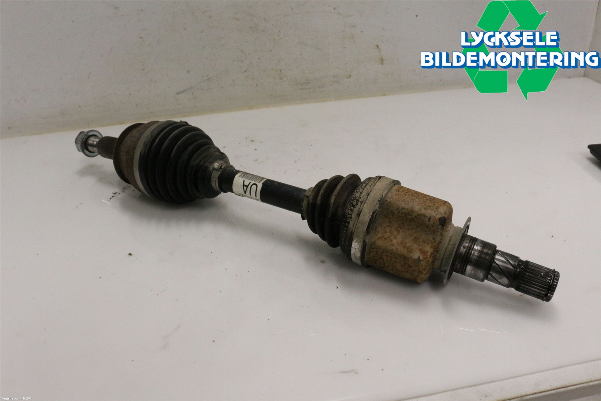 Nissan NAVARA, TREK-1 17-21 Drivaxel Fram Höger