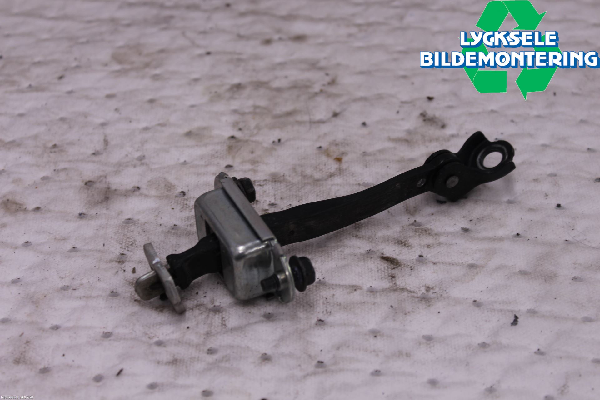 Nissan JUKE 14-19 Dörrstopp